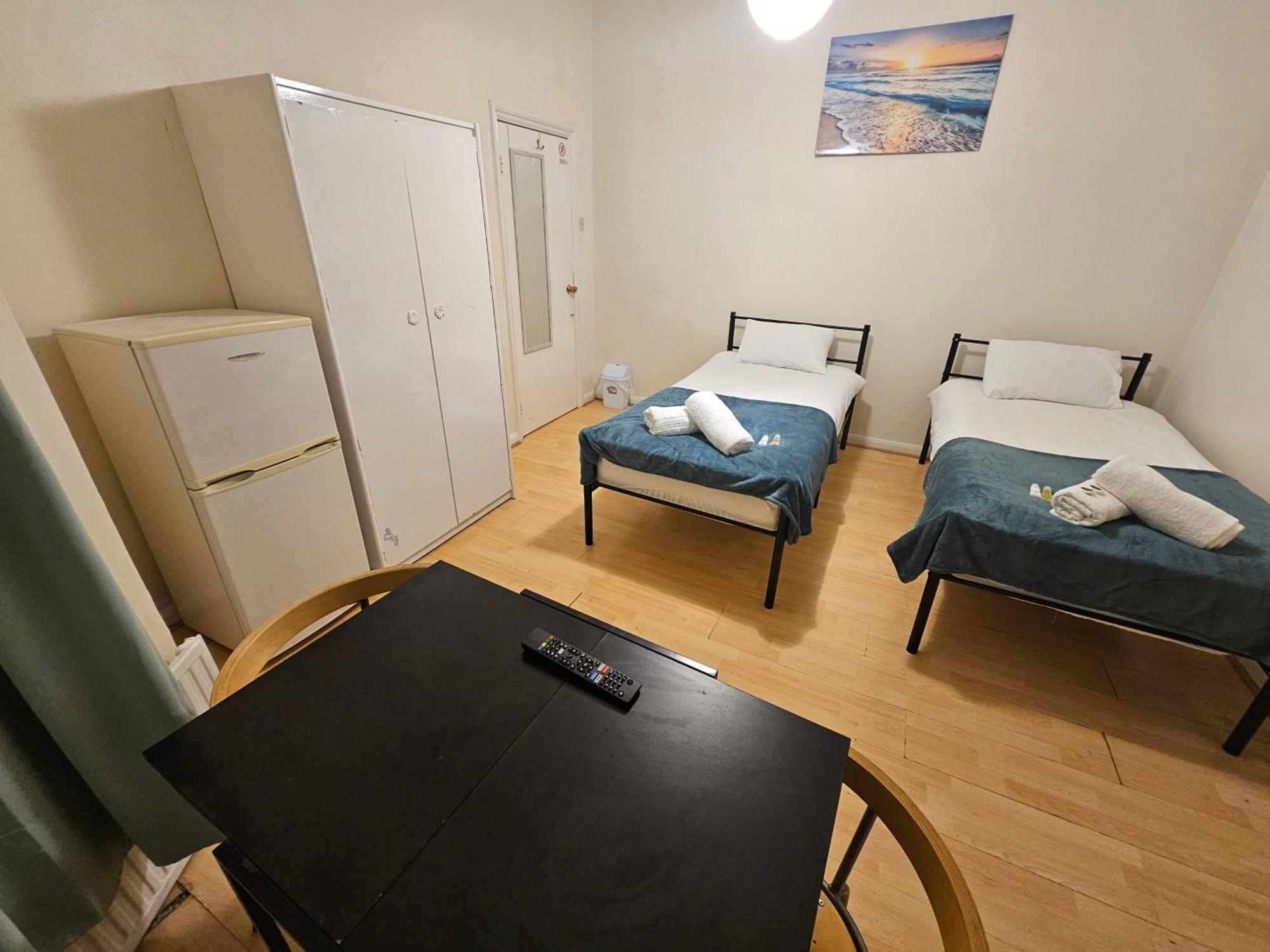 Bruce Guest house London