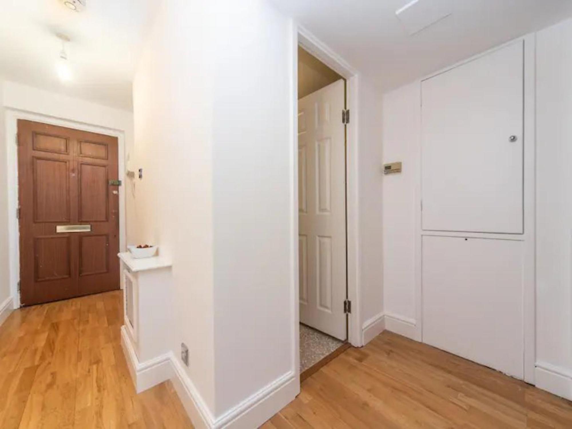 Apartment Pass The Keys Canal-view Flat Near Madame Tussauds London
