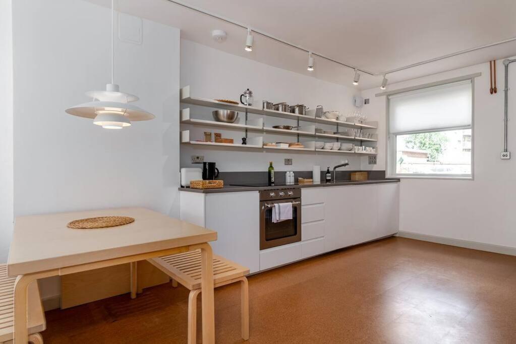 2-bedroom Minimalist In Borough Londres