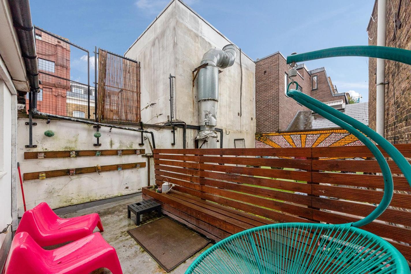 Apartment Modernised 1 And 2 Bedrooms Option Terrace And Balcony High Street