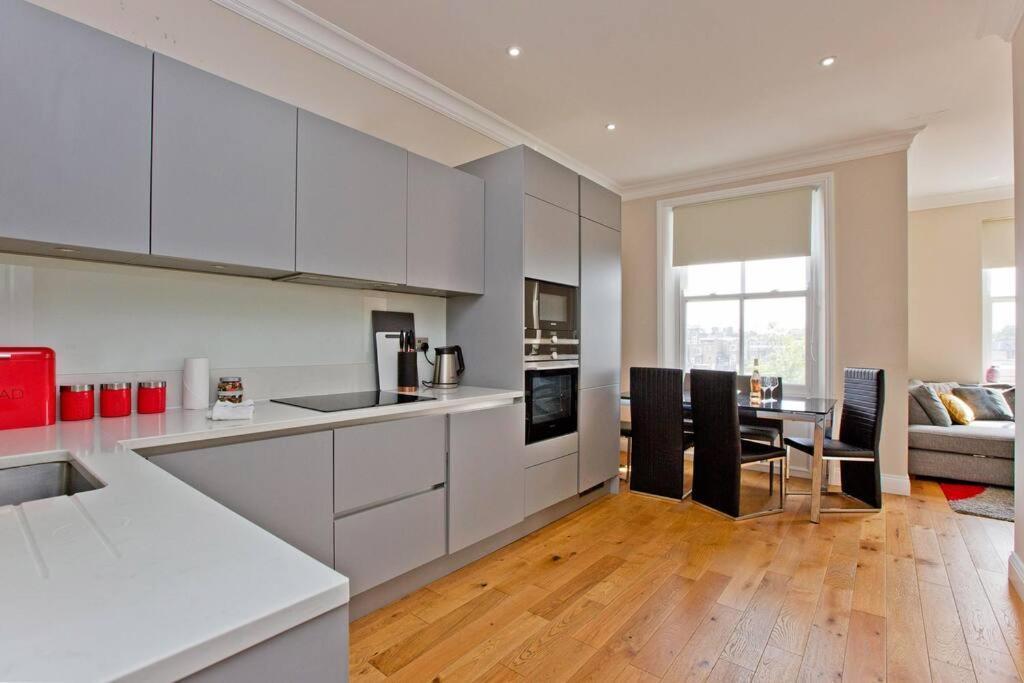 Apartment F7 Large 2bed Kensington *