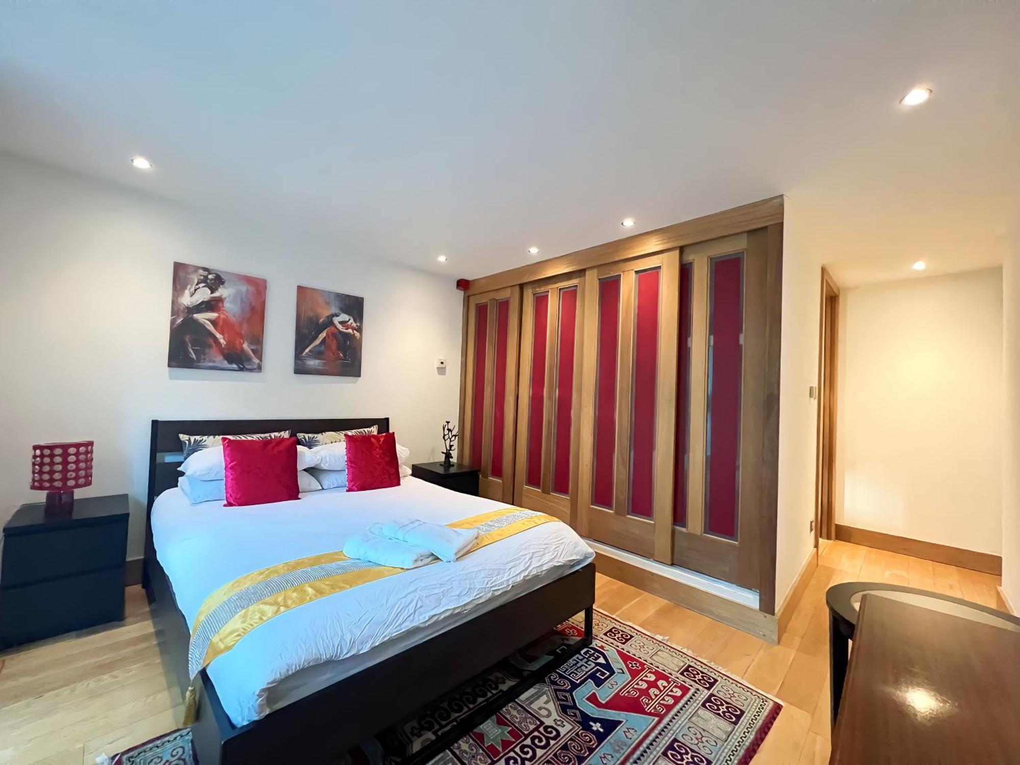 Apartment Kensington London