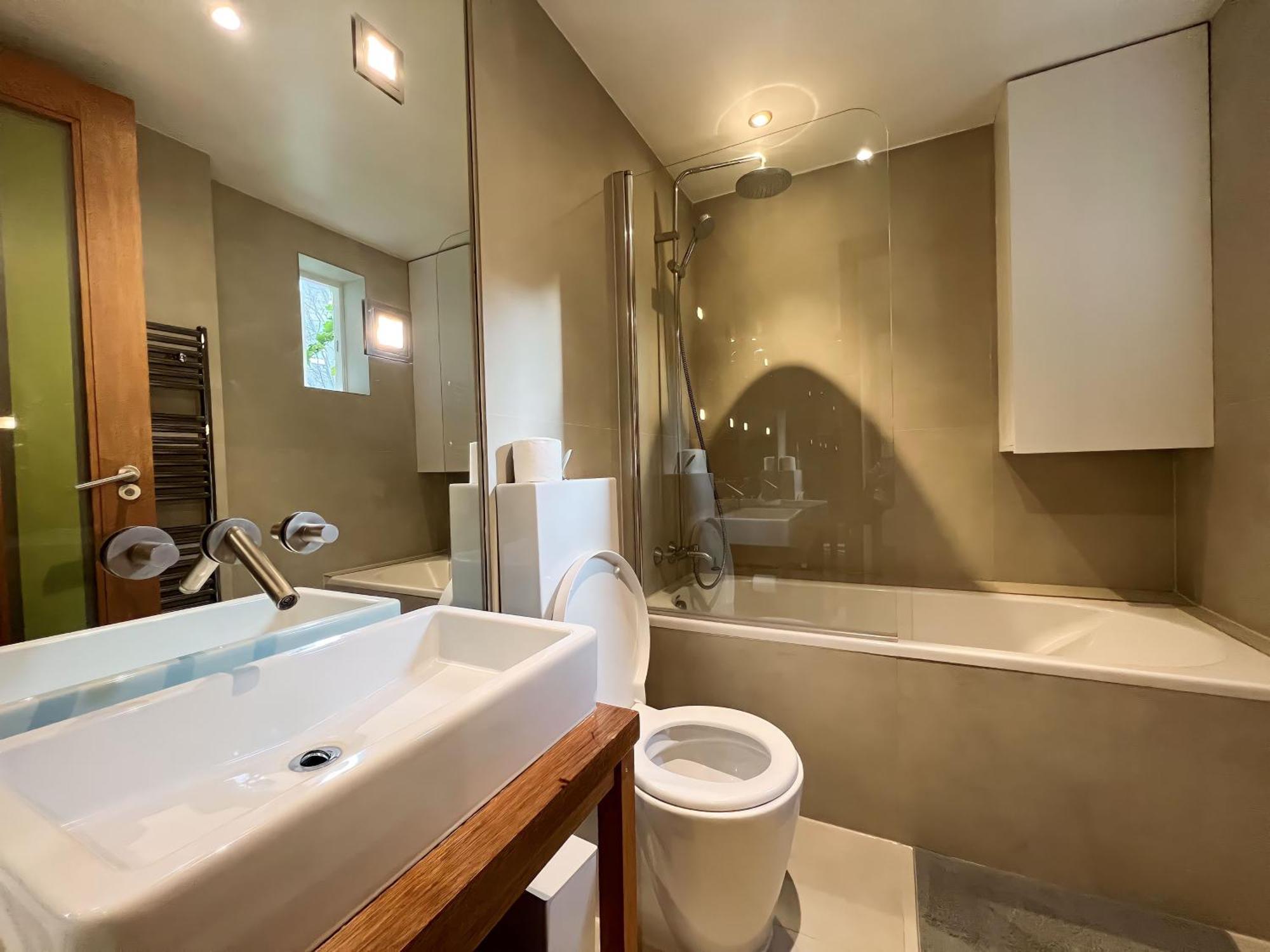 Apartment Kensington London