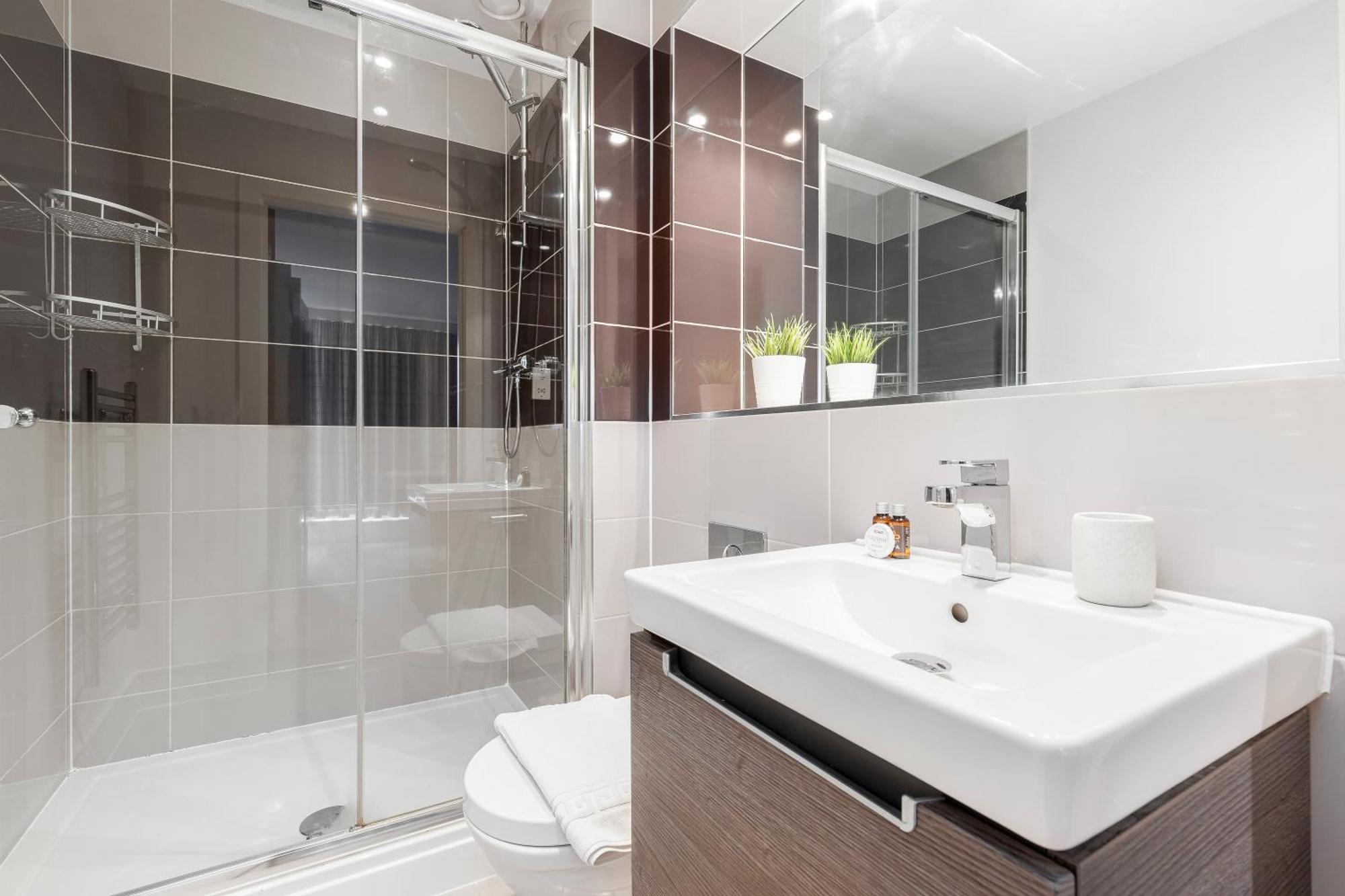 The Wandsworth Penthouse * London