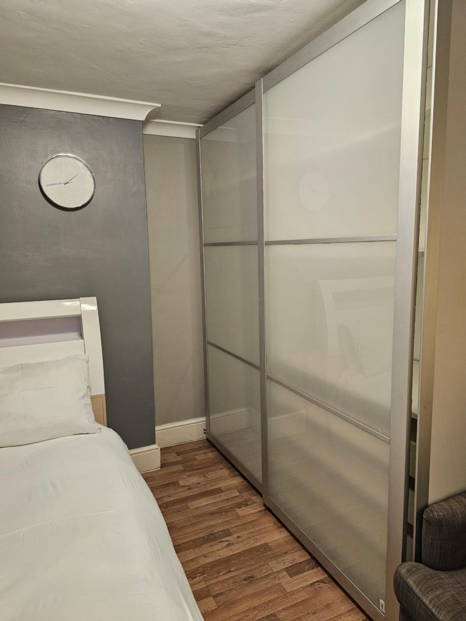 Homestay Umbrella Excel London