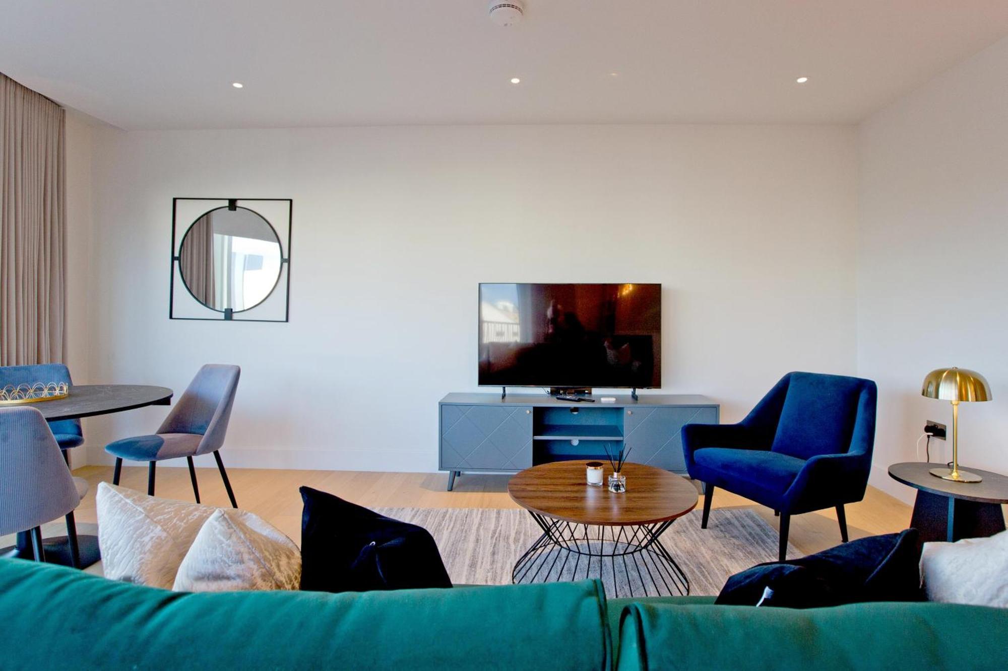Apartment Fabulous Westfield 2 Bed London