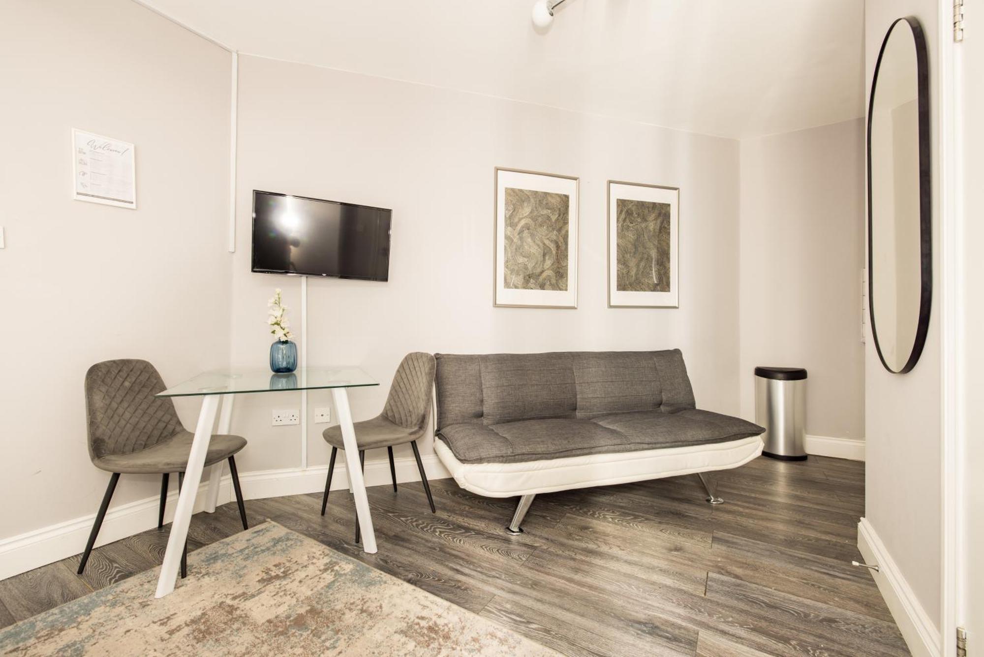 Euston Apartment