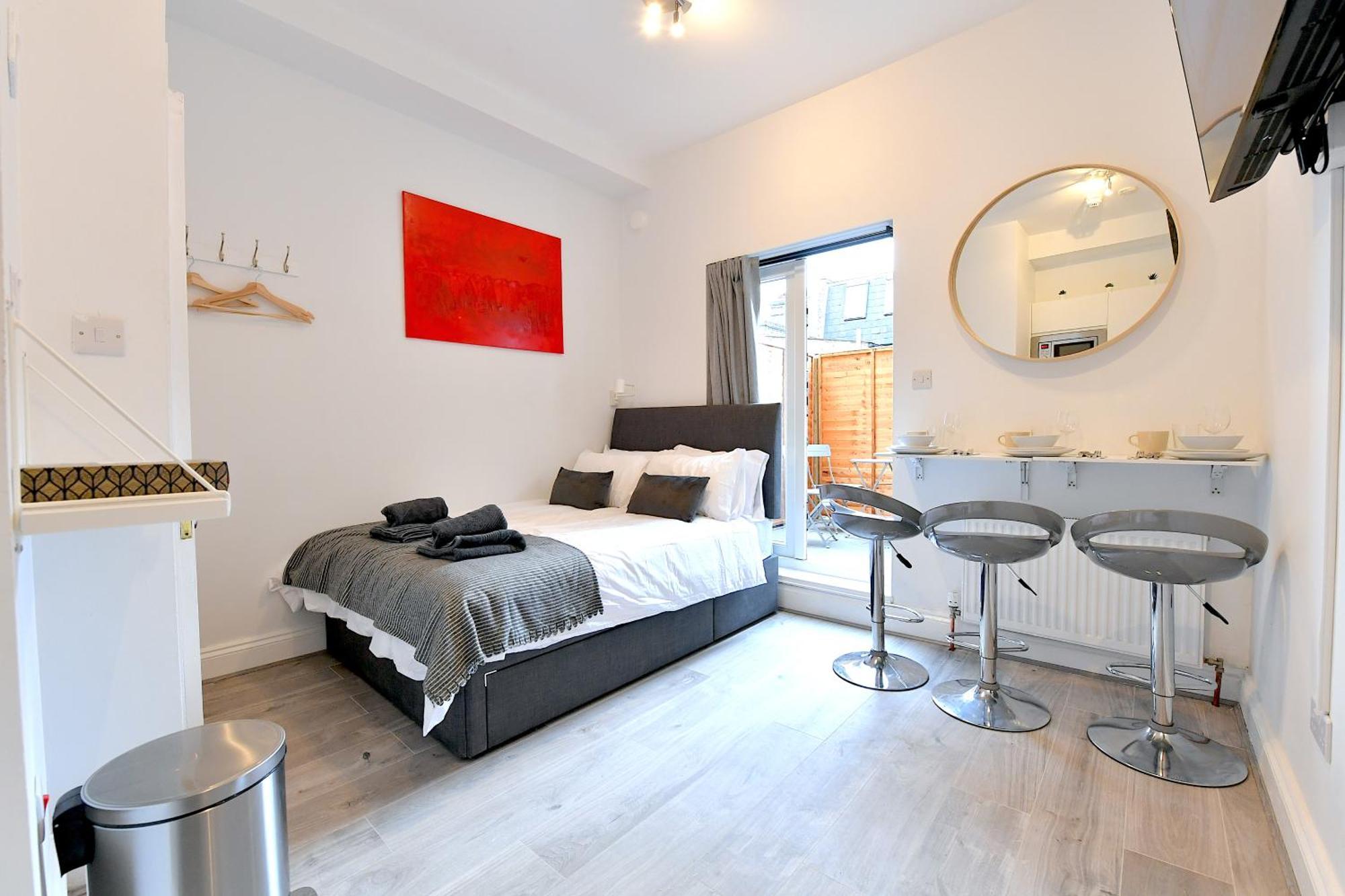 Luxury Fulham Close To Underground Newly Refurbished Apartment *