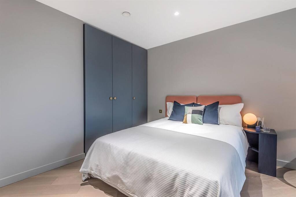 Beautiful, Stylish Studio Flat Near The O2 * London