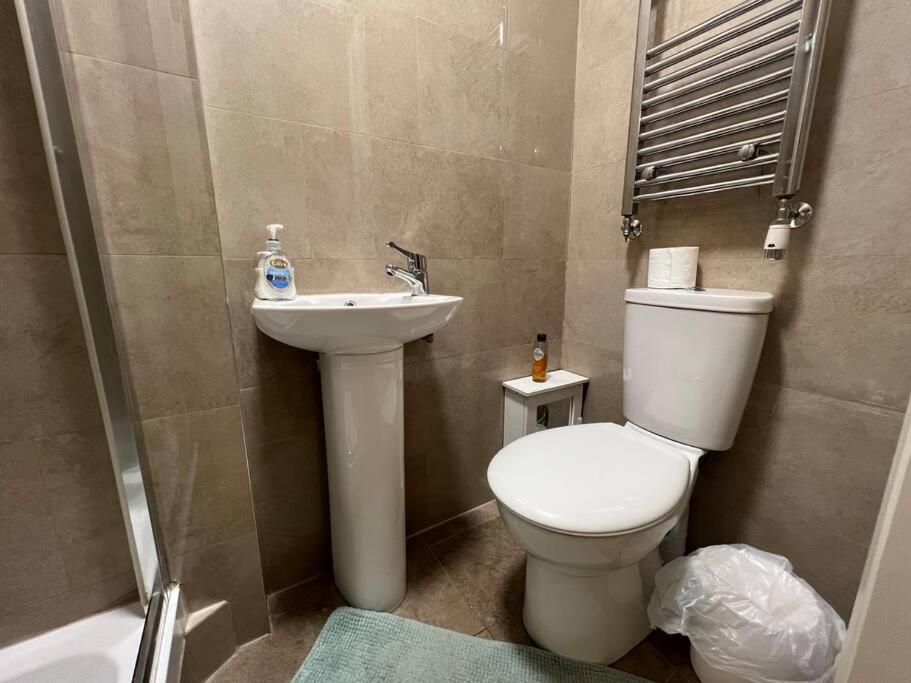 C.london, Zone 1. Double Studio, Moments From Oxford St Apartment London