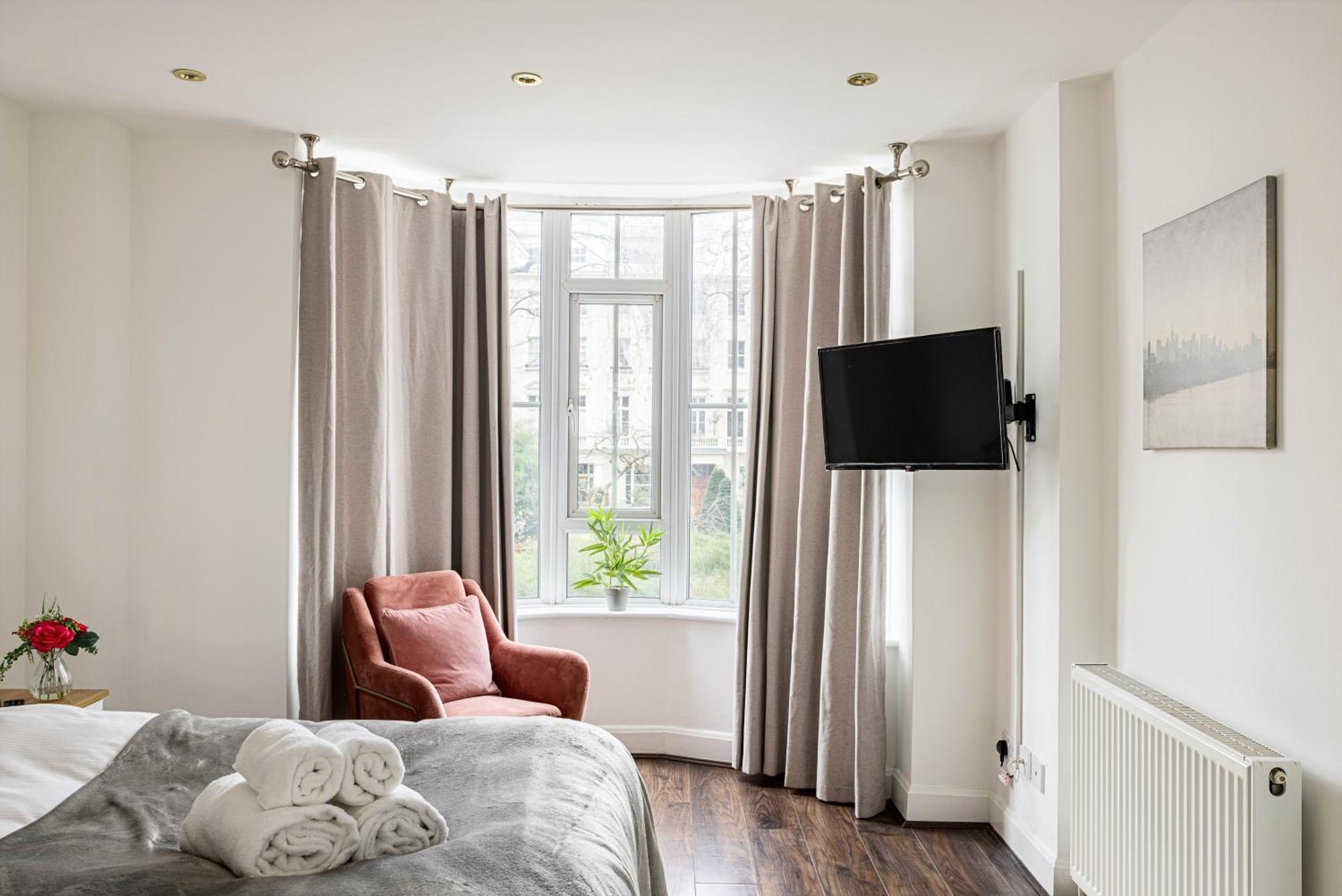 6-bedroom Lux House Next To Hyde Park &marble Arch Villa