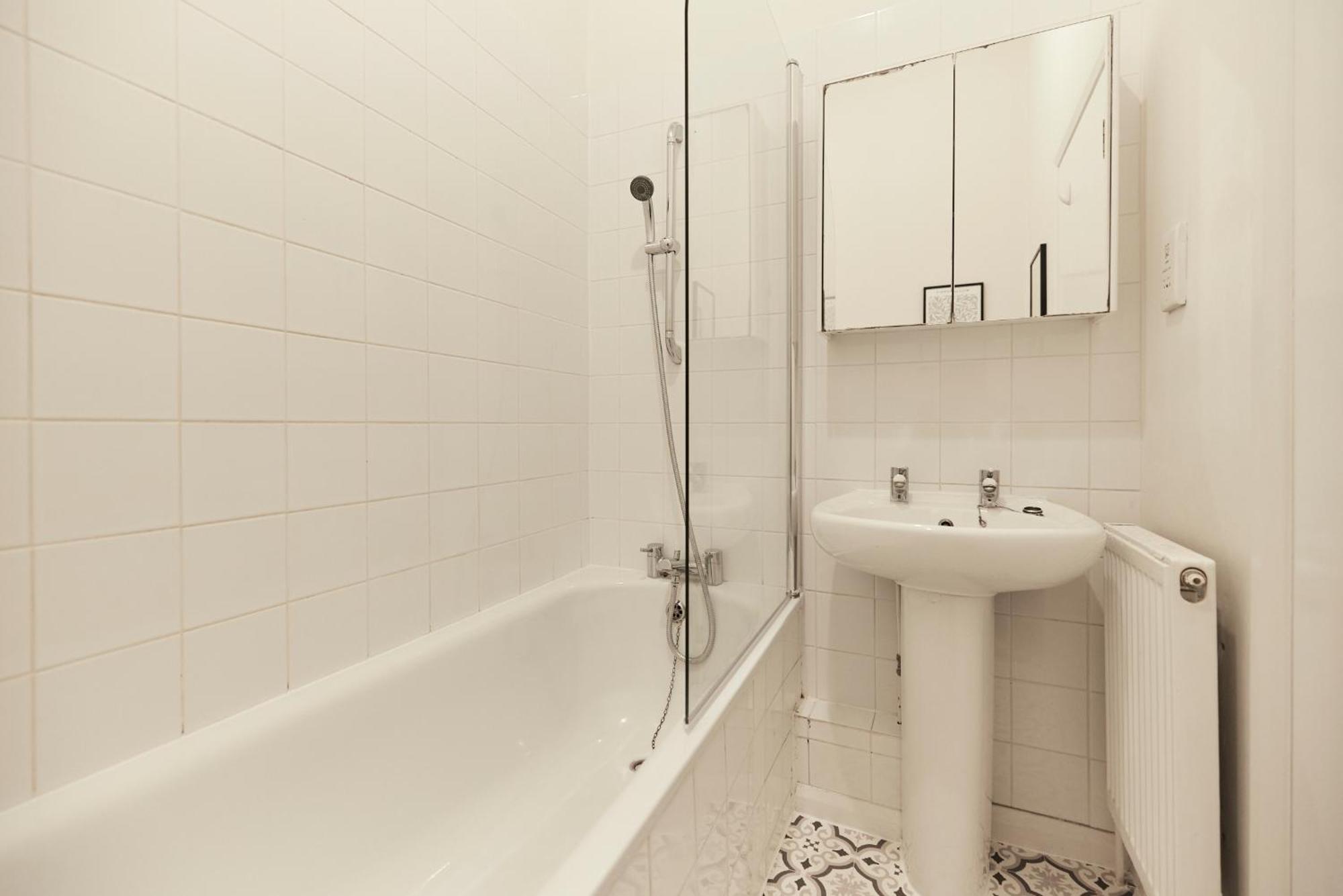 The Crystal Palace Crib - Lovely 1bdr Flat Apartment *