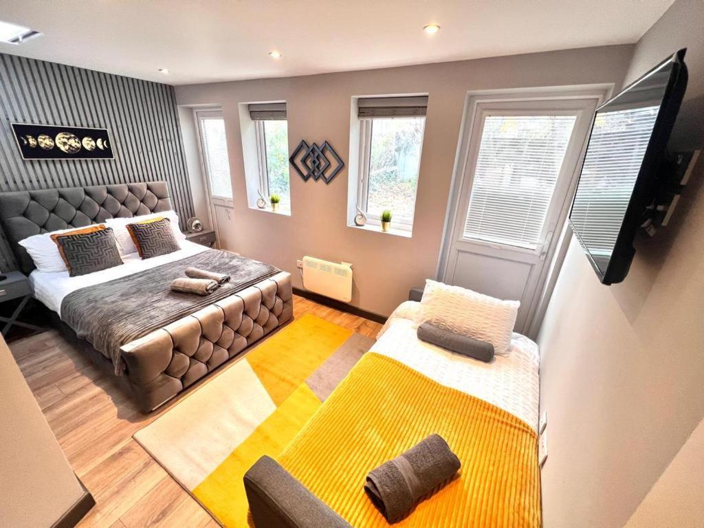 Next To Emirates Stadium Holloway London