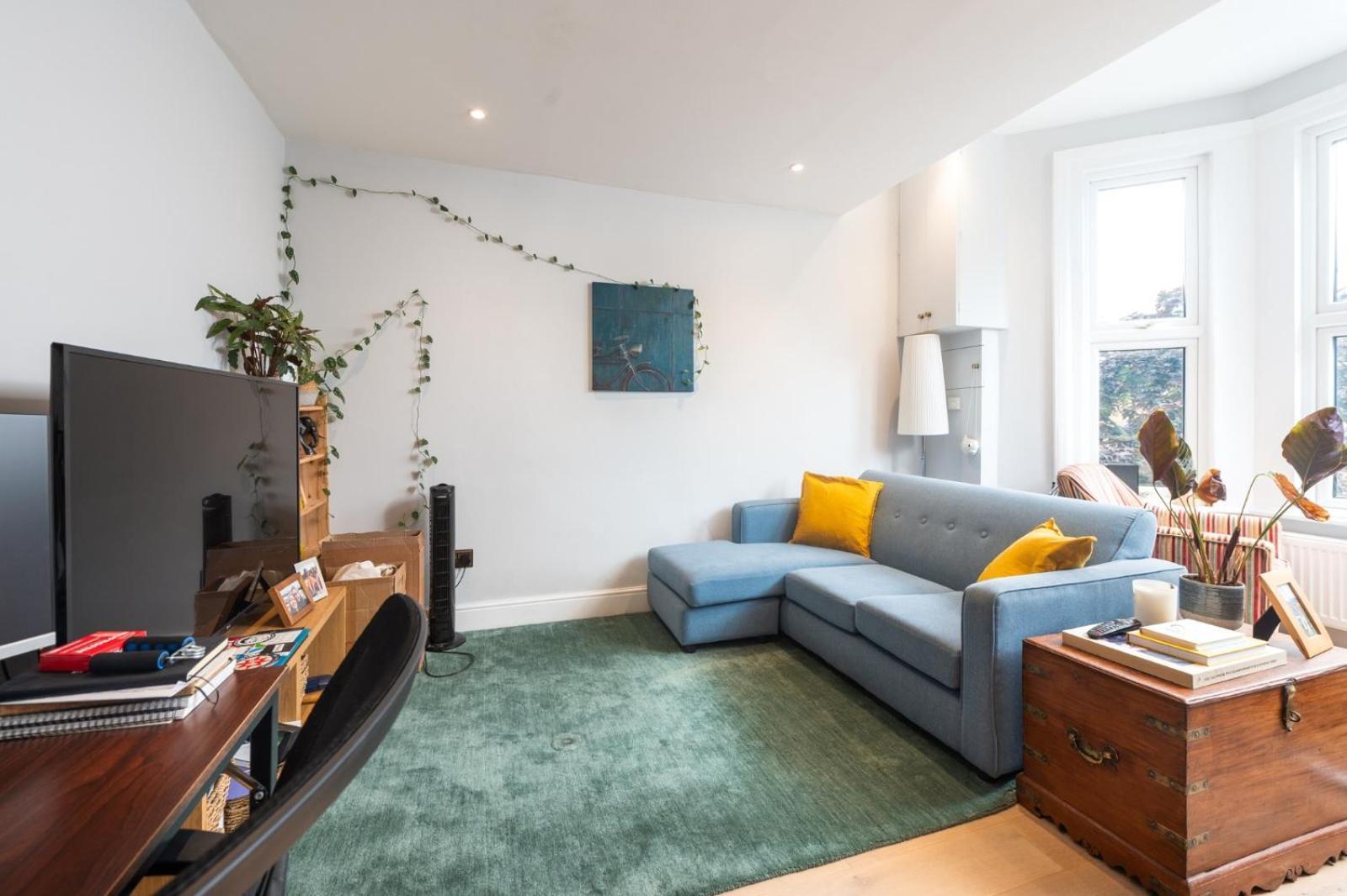 Apartment Gauden Road By Capital *
