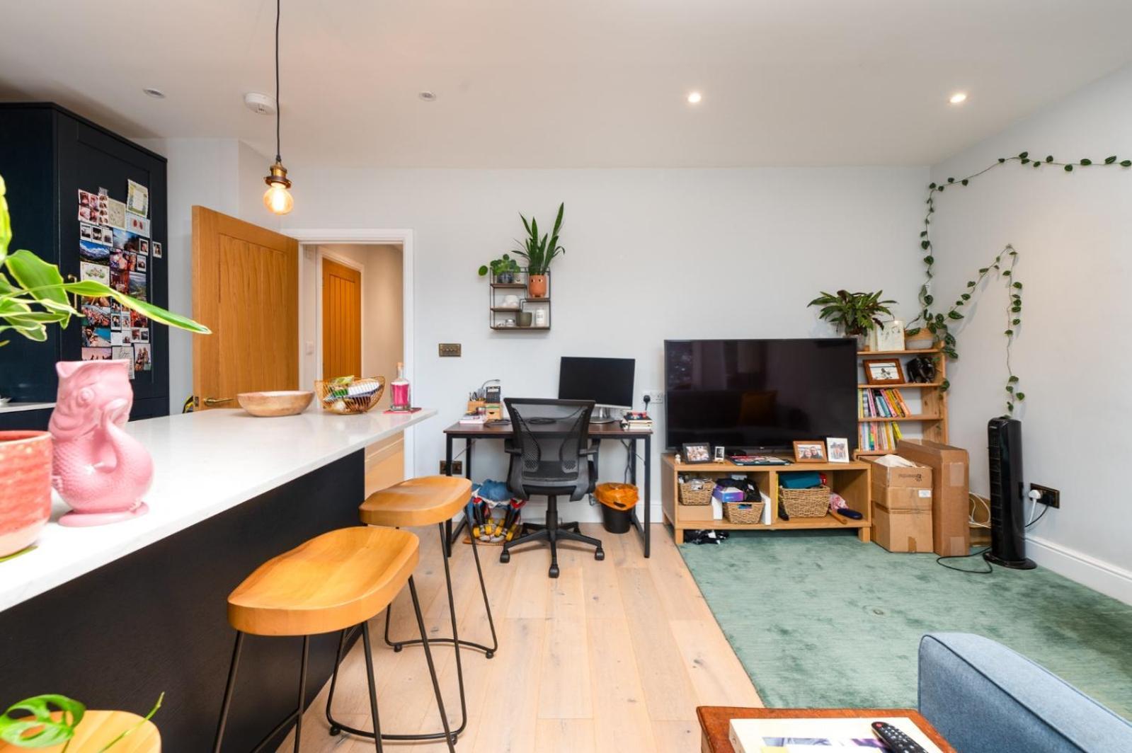 Gauden Road By Capital Apartment