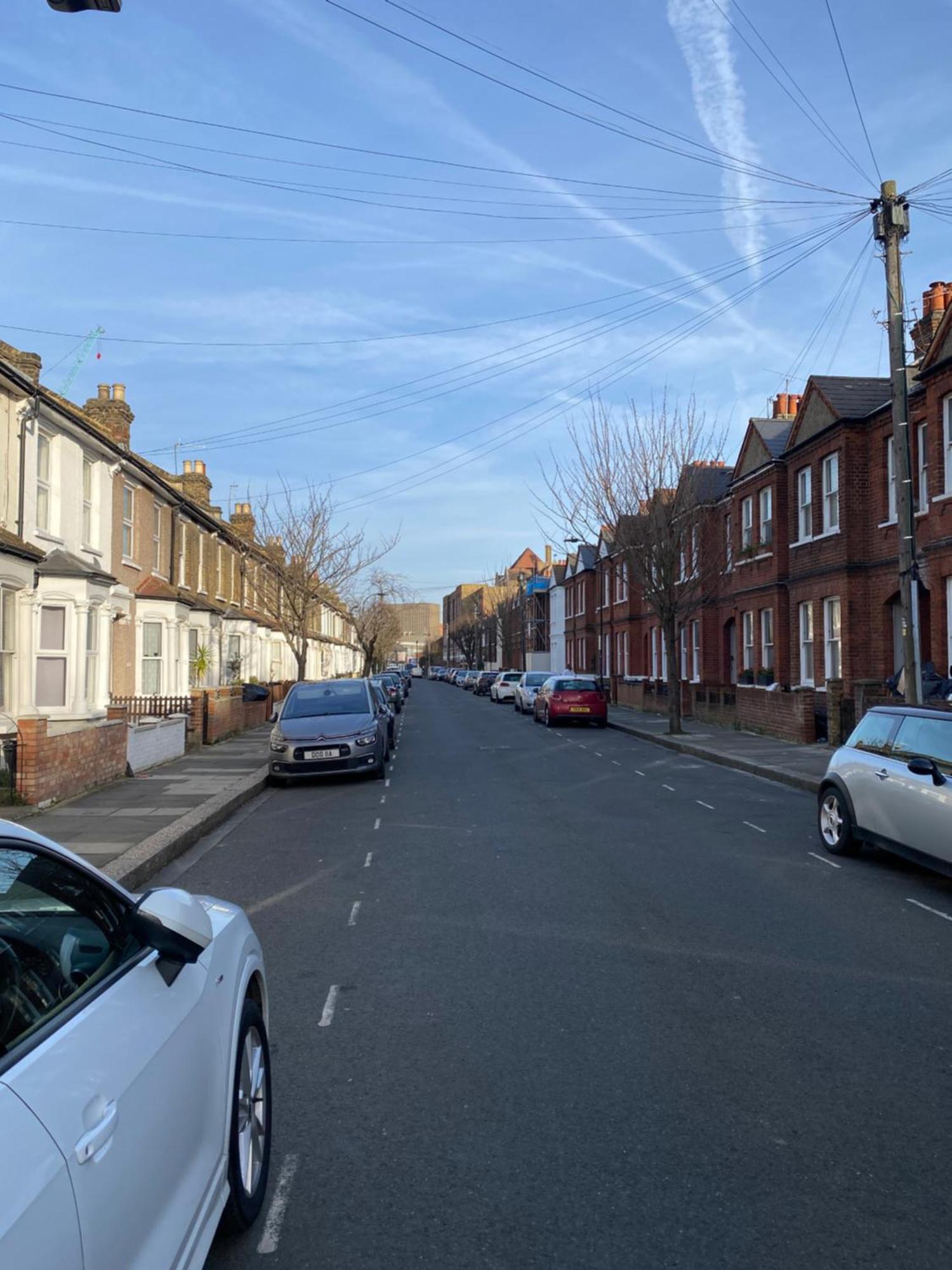 Gorgeous Hammersmith Home. Sleeps 6. Tube 5 Mins! * London