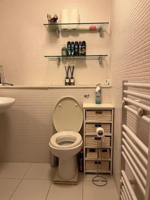 1 Bed Flat In