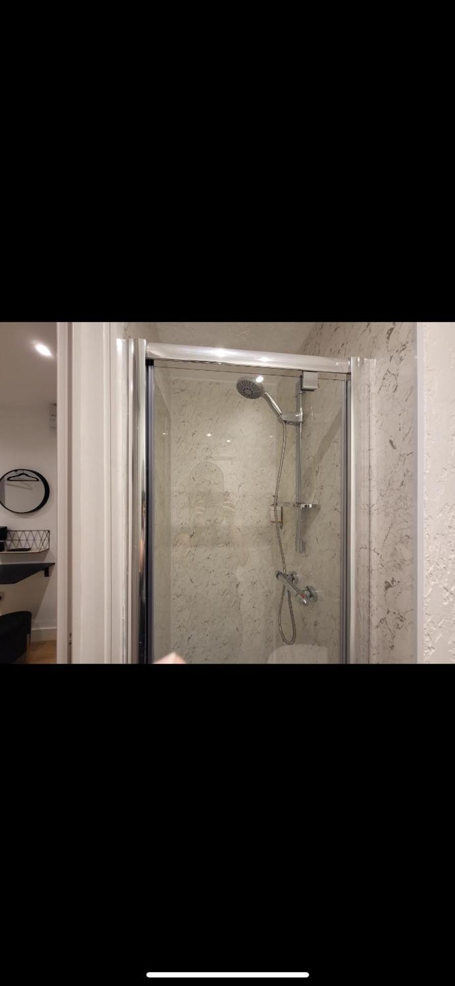Innit Townhouse Apartment London