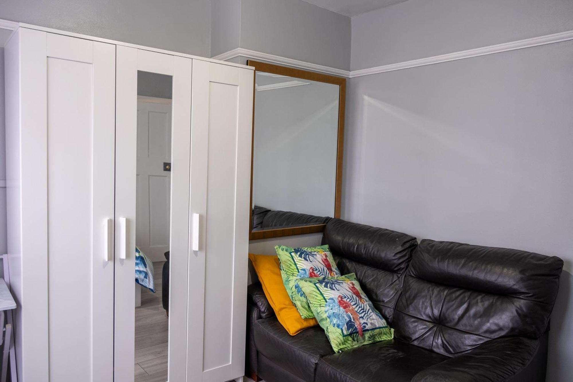 Spacious Double Bedroom In Shooters Hill Privatunterkunft