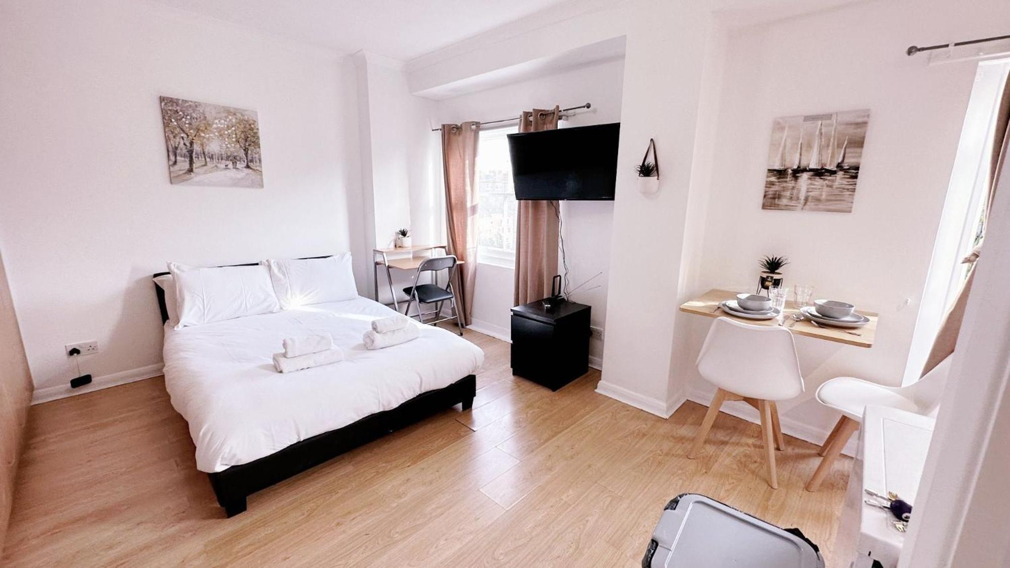 Apartamento Uk Chaps Retreat: Chelsea Haven With Private Balcony