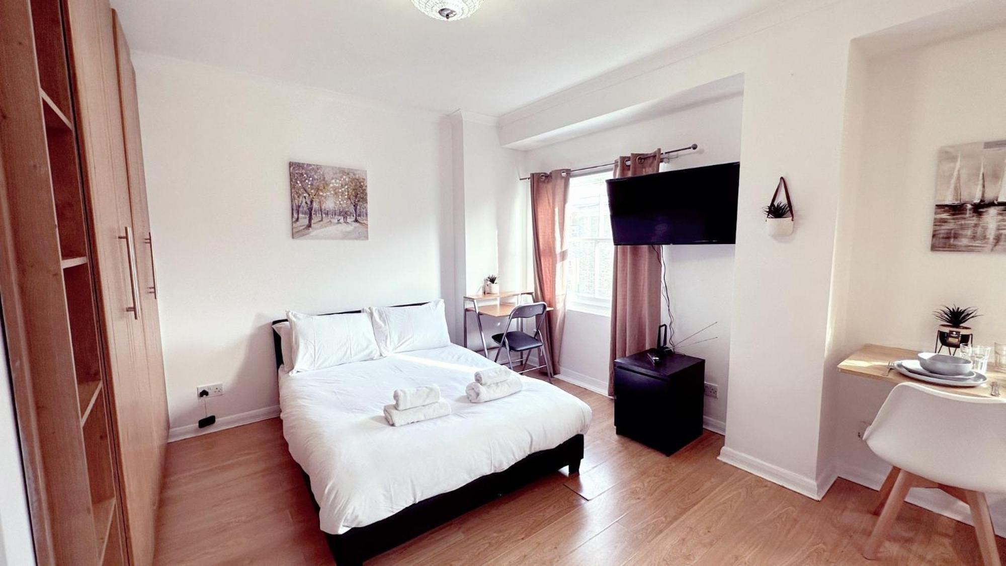 Apartamento Uk Chaps Retreat: Chelsea Haven With Private Balcony