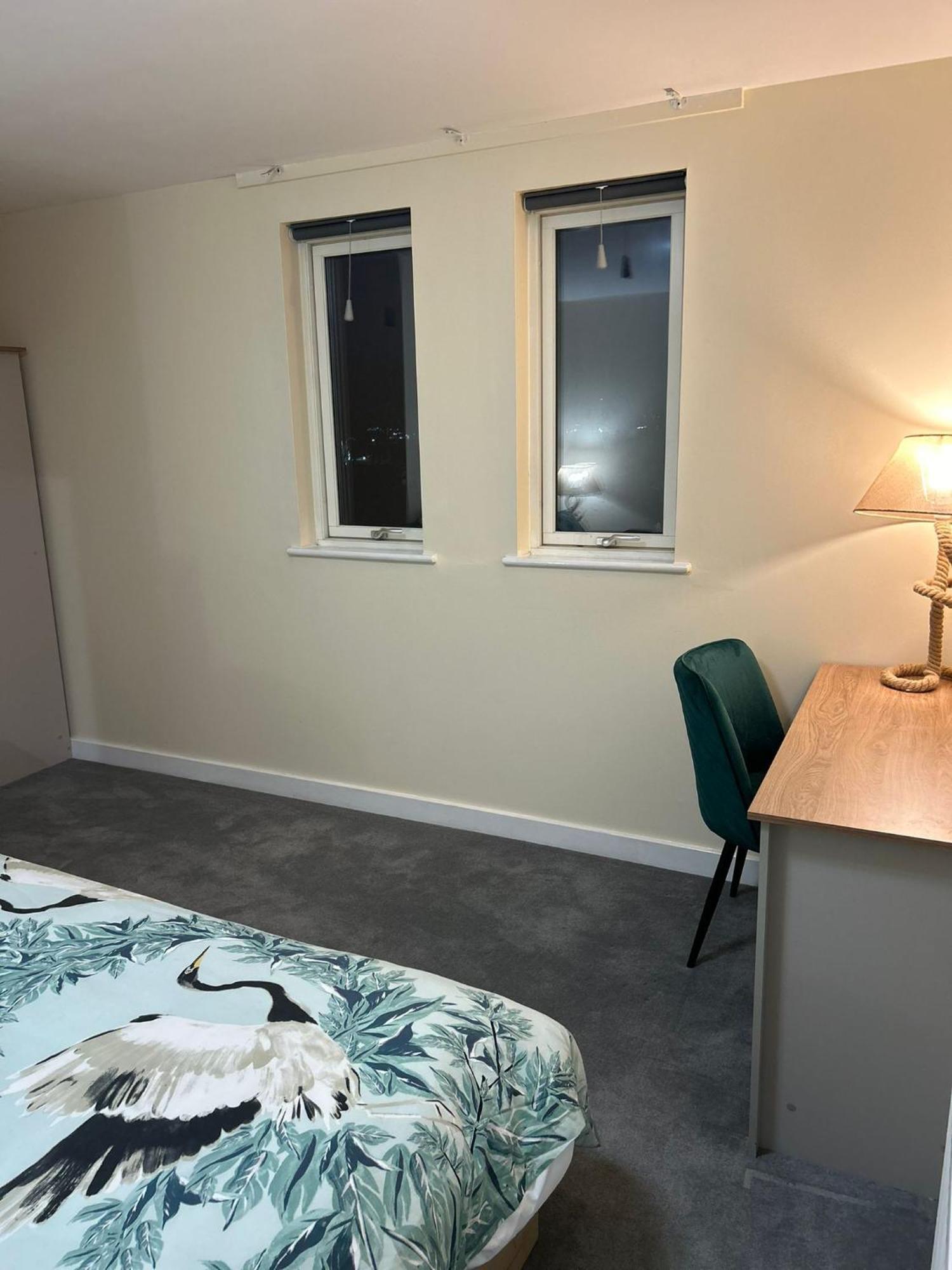Luxury 2 Bedroom Around Lcy Airport London