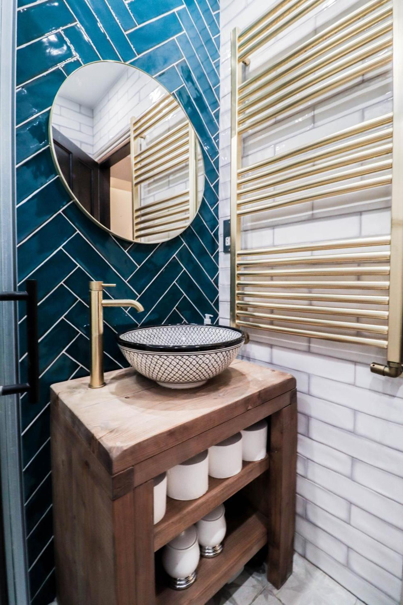 Holiday home Chic 3-bedroom Family Retreat In Stratford, Fast Internet And Near Shops London