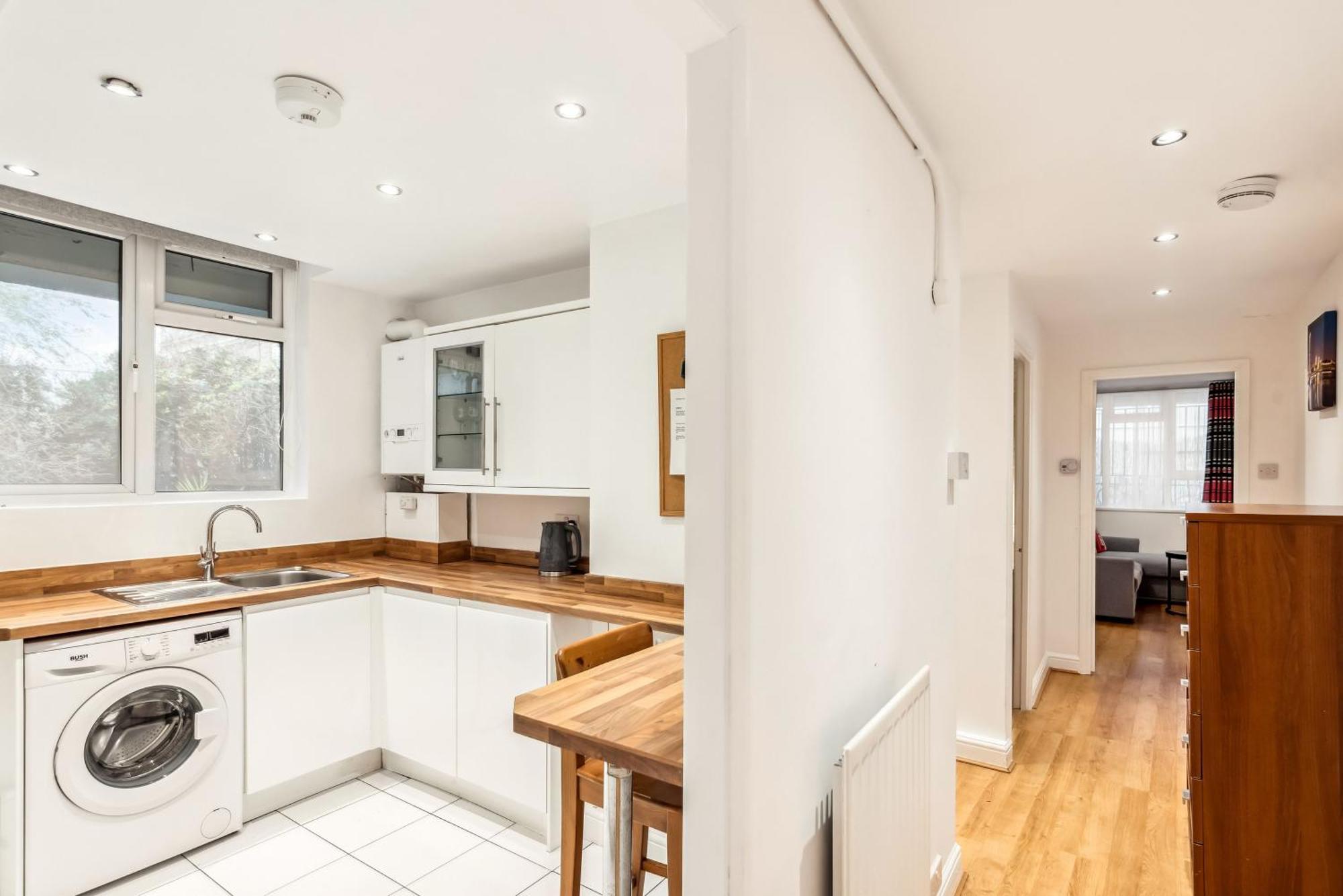 Apartamento Spacious Ground Floor - Fab Location