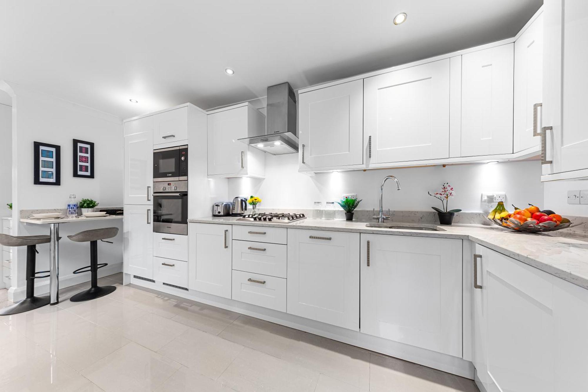 Elegant Serviced - London