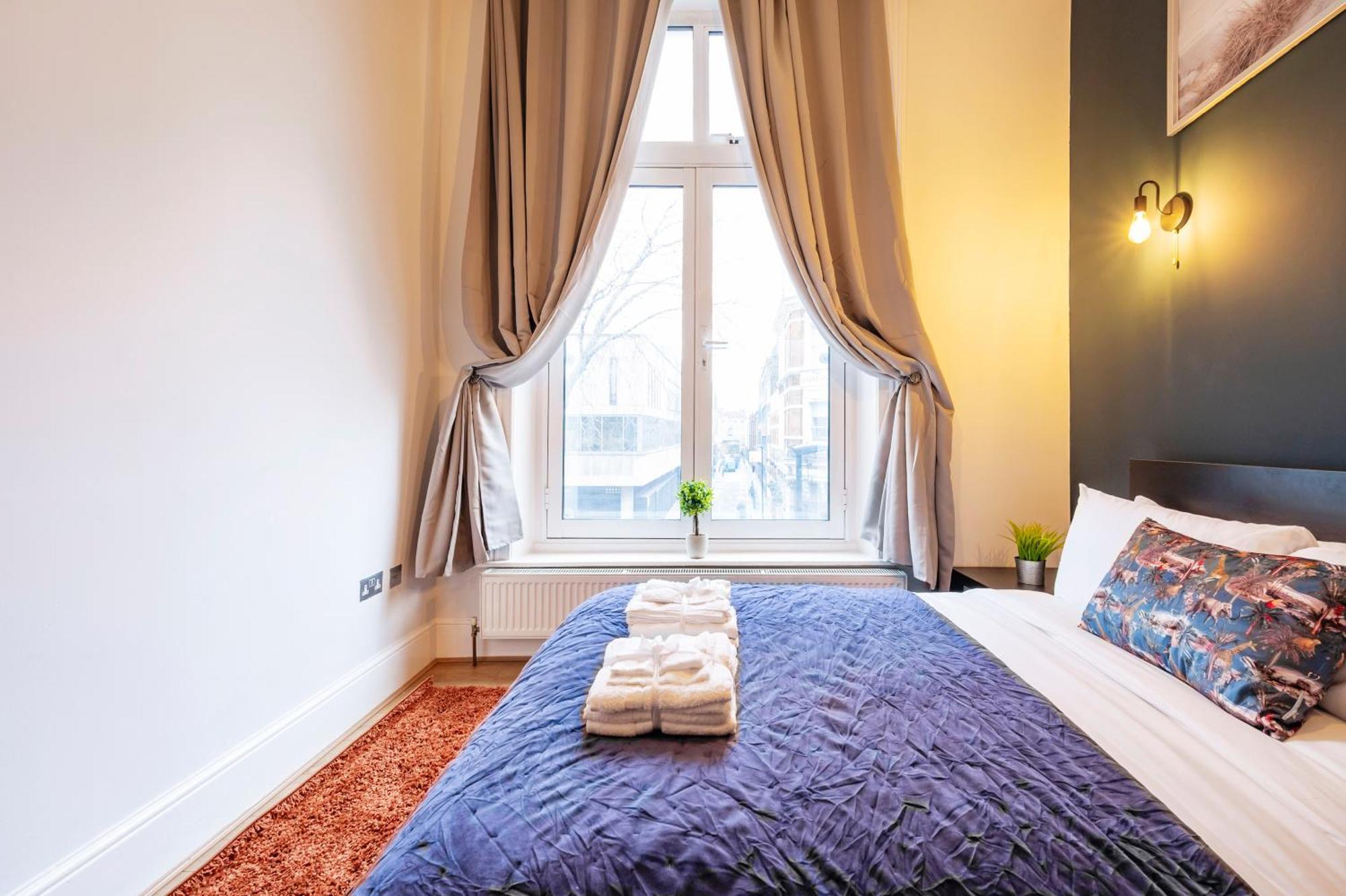 2 Bedroom In Center Of Apartamento Londres