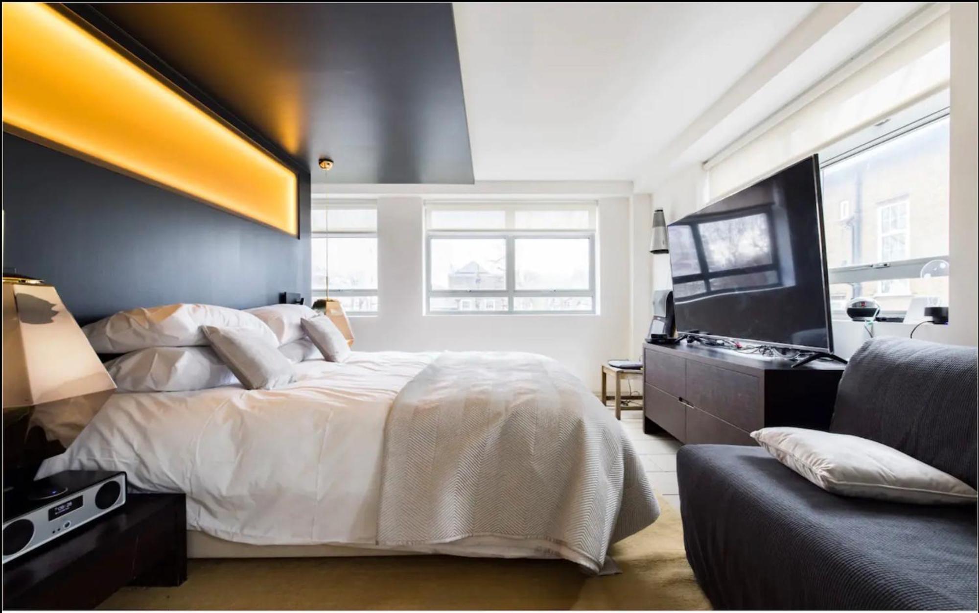 Apartment Stunning 3 Bedroom, 3 Bathroom Duplex With Terrace