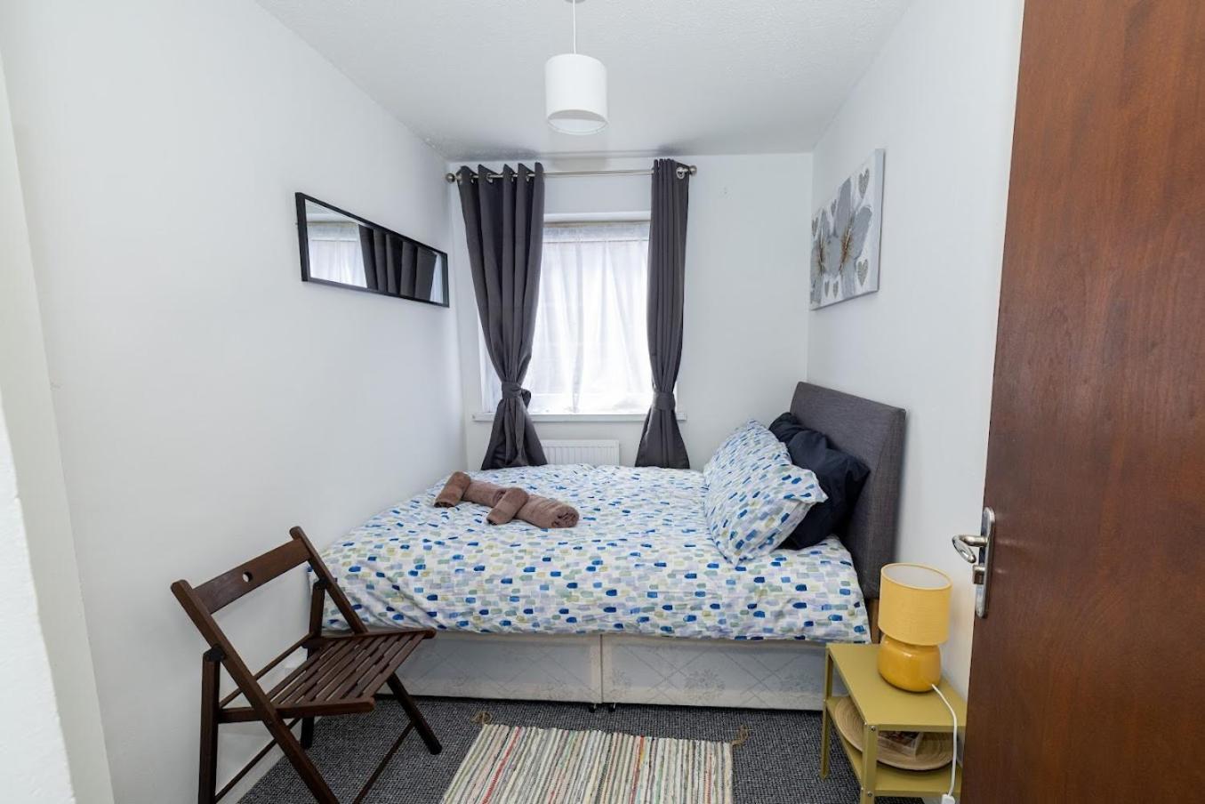 Close To Canary Wharf Homestay *