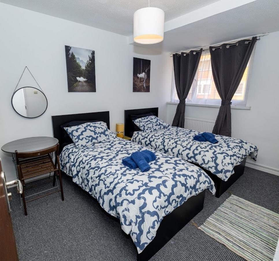 Close To Canary Wharf London