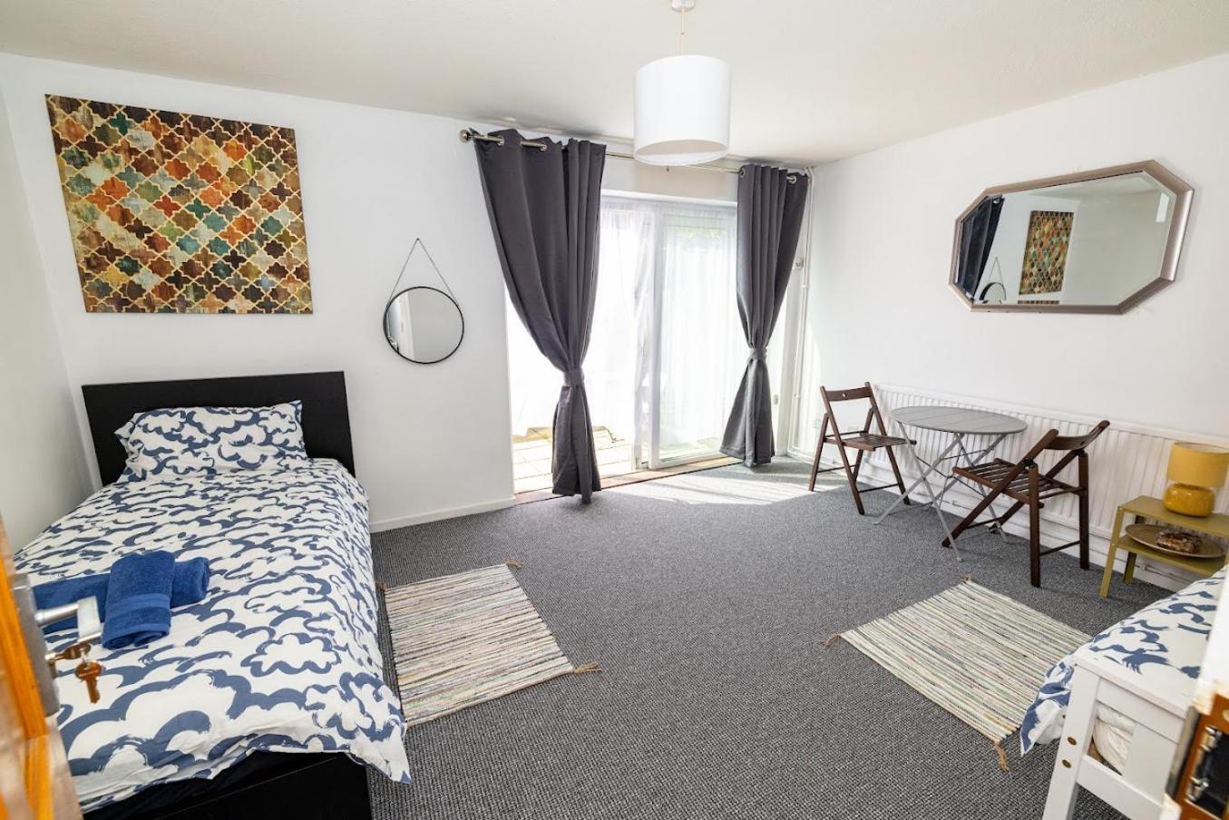 Homestay Close To Canary Wharf London