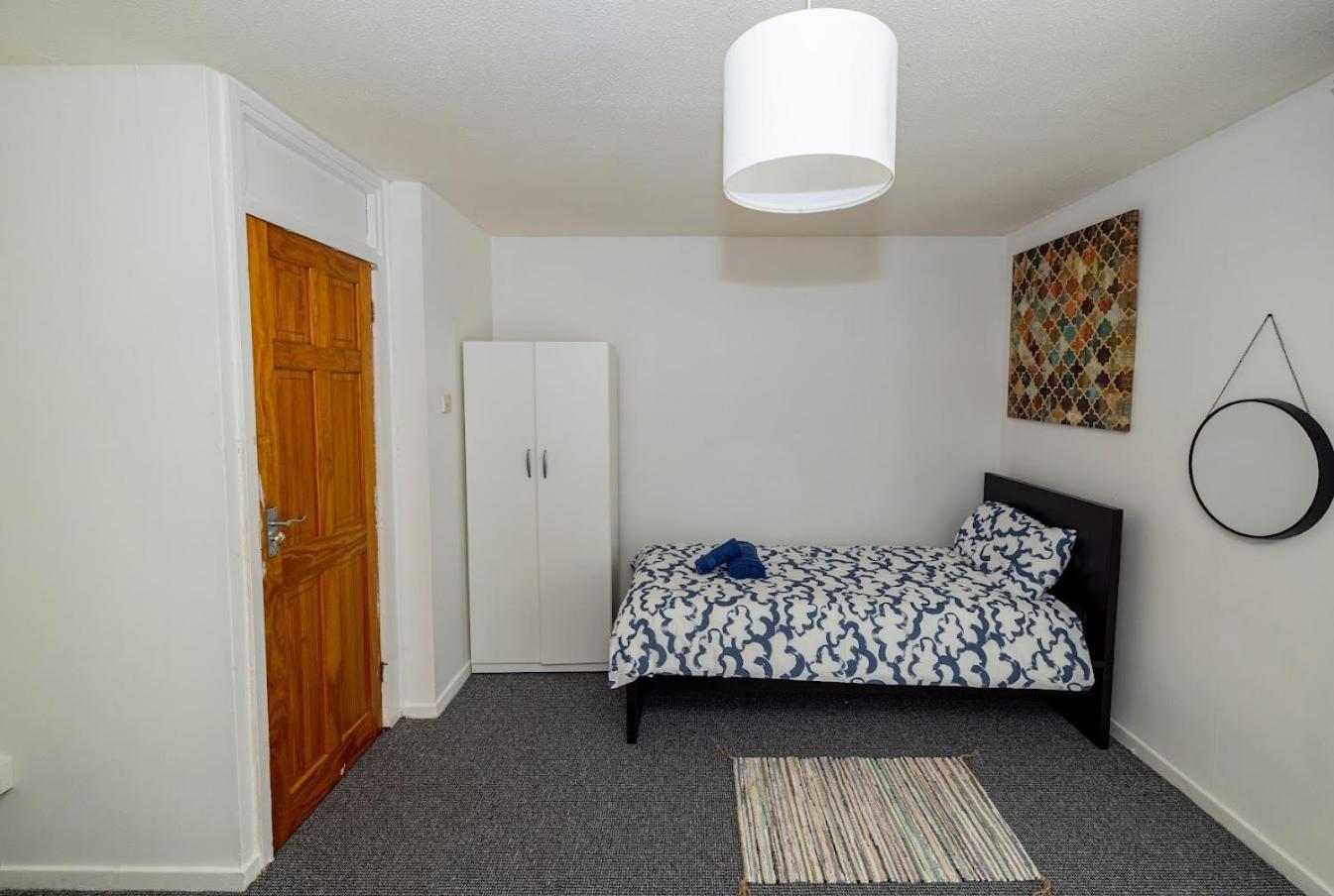 Homestay Close To Canary Wharf London