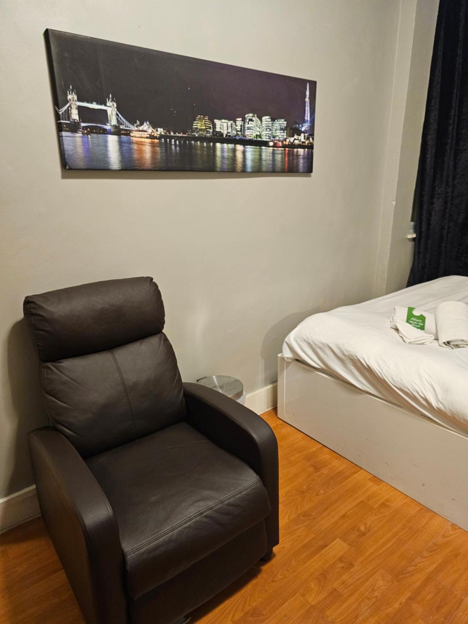 Umbrella Excel Homestay *