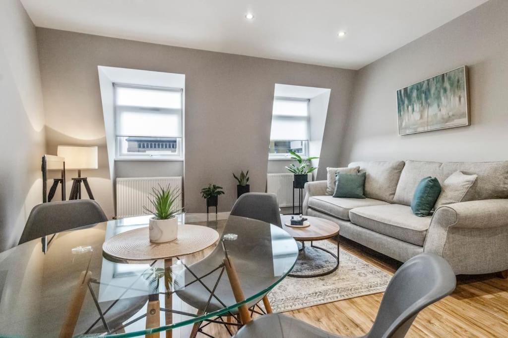 Apartment 2 Bedroom Flat, Wembley Stadium