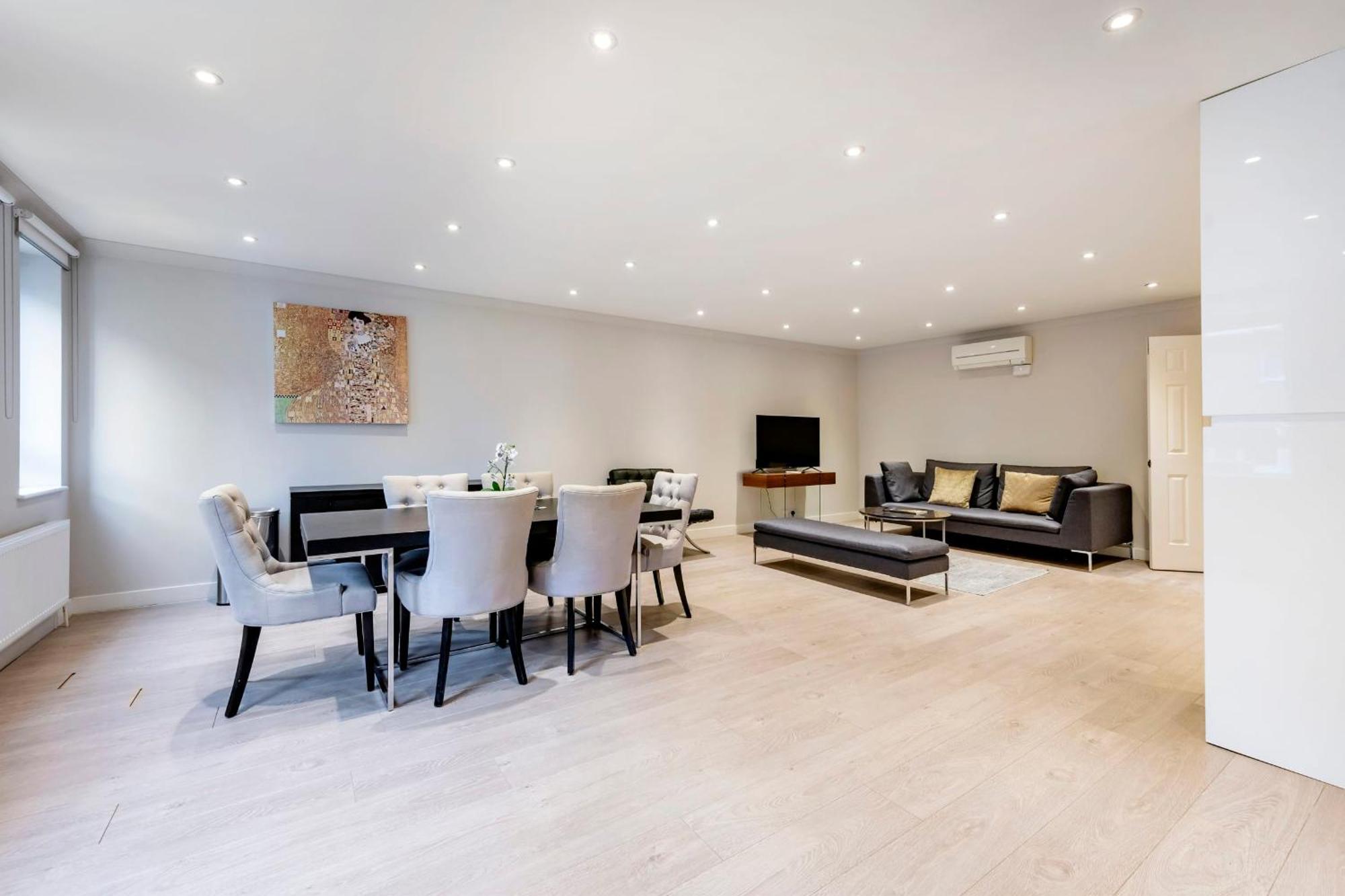 Apartment Stunning 2-bedroom-hosted By Sweetstay