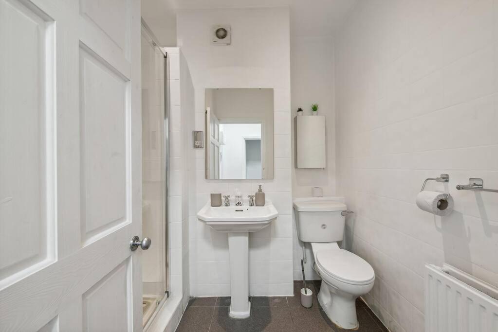 Apartment Chelsea Superior - 10 Minutes From Stadium