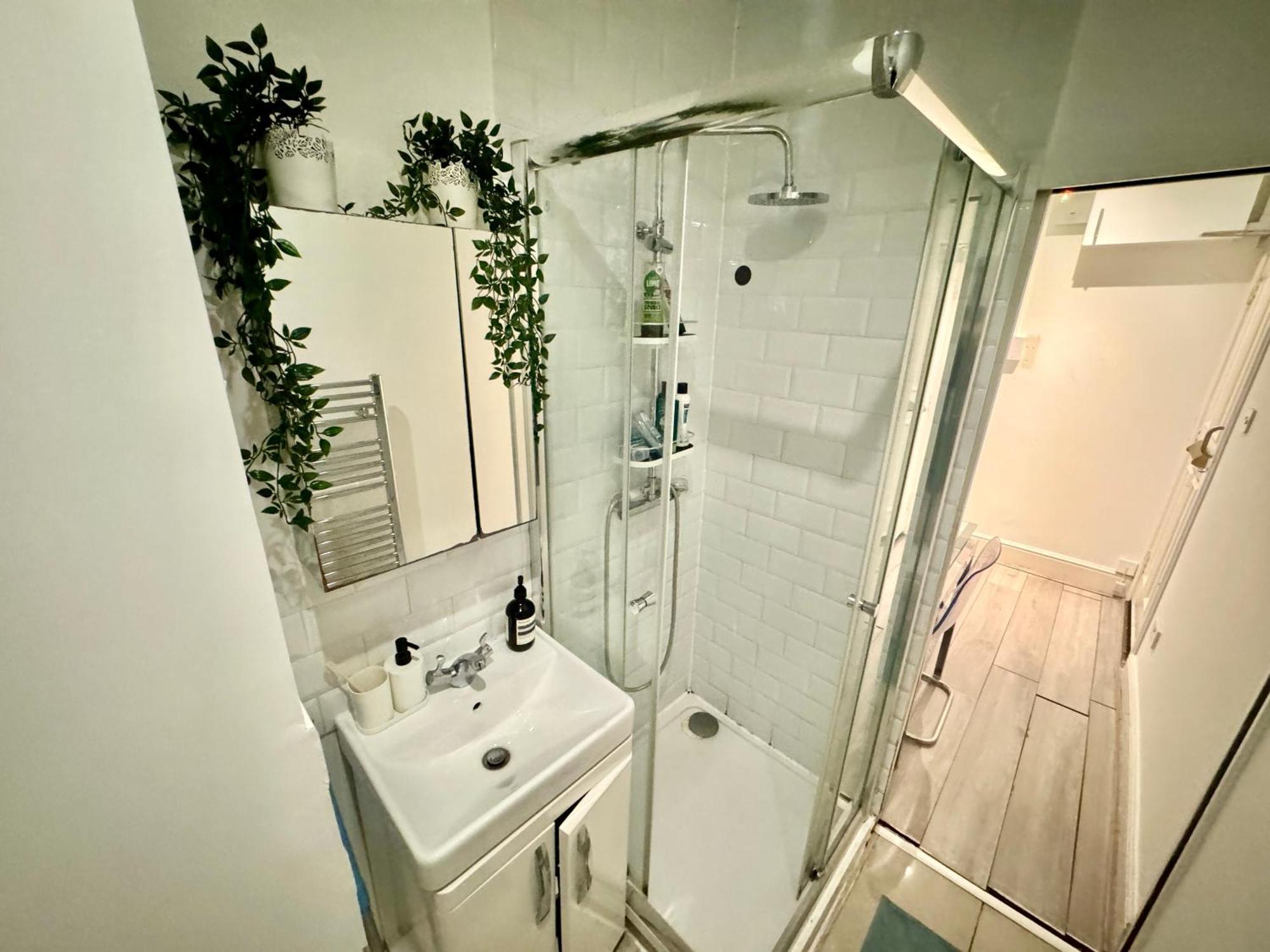 Downtown Chic Private Bedrooms In King's Cross 4 Casa de hóspedes *