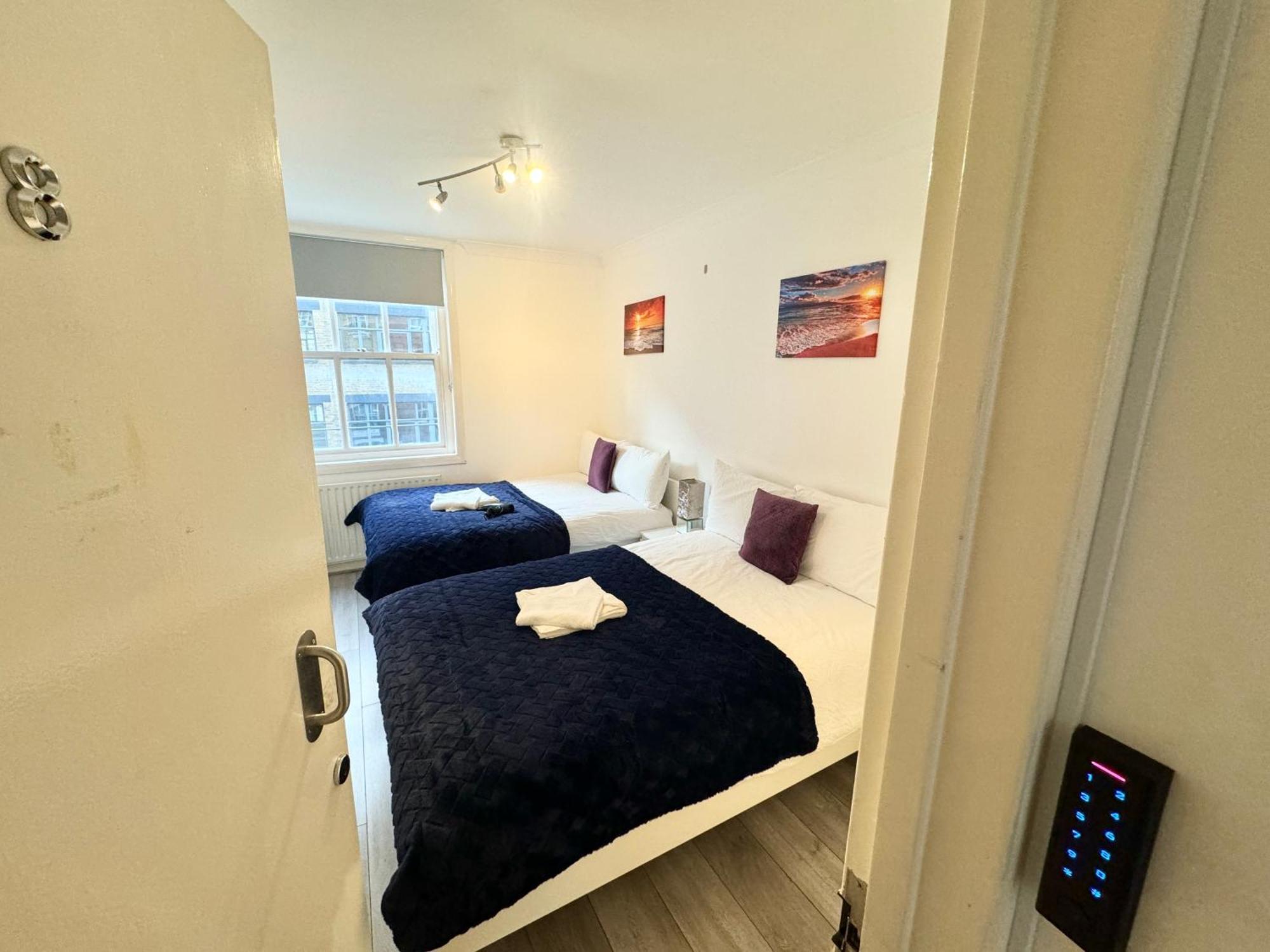 Downtown Chic Private Bedrooms In King's Cross 4 *