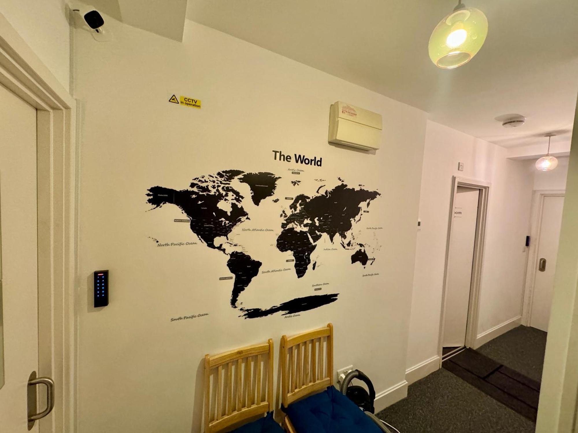 Hospedagem domiciliar Cosmopolitan Comfort Private Bedrooms In Euston 106 Londres