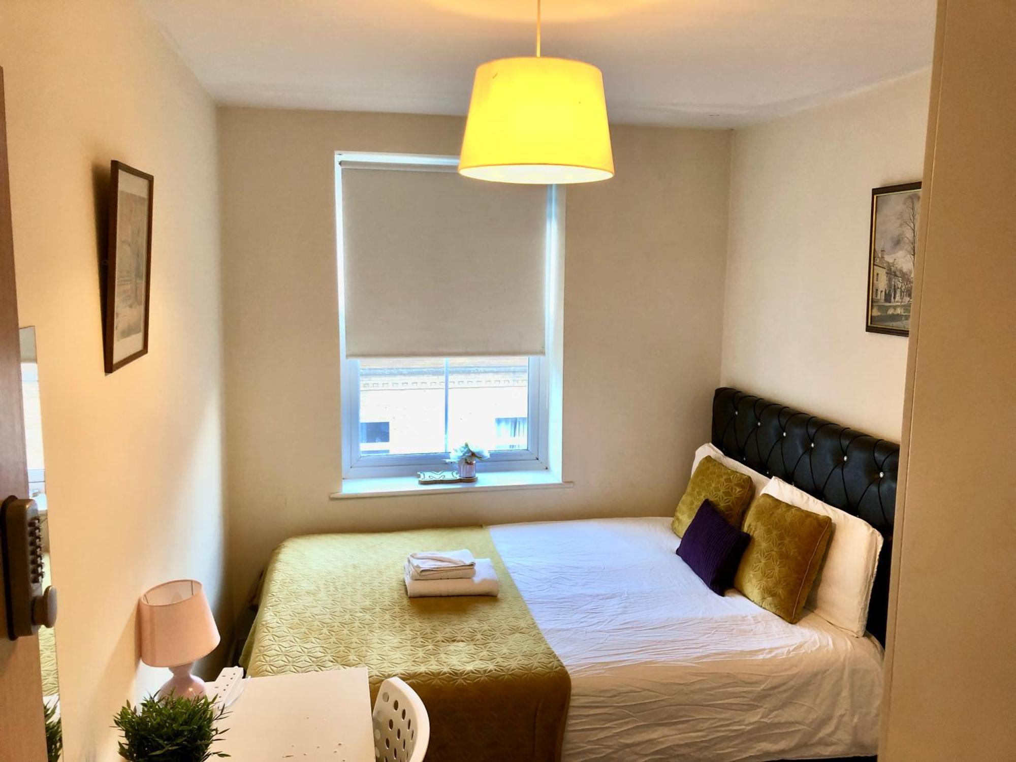 Metropolitan Coziness Private Bedrooms In Euston Station 161 Gasthof *
