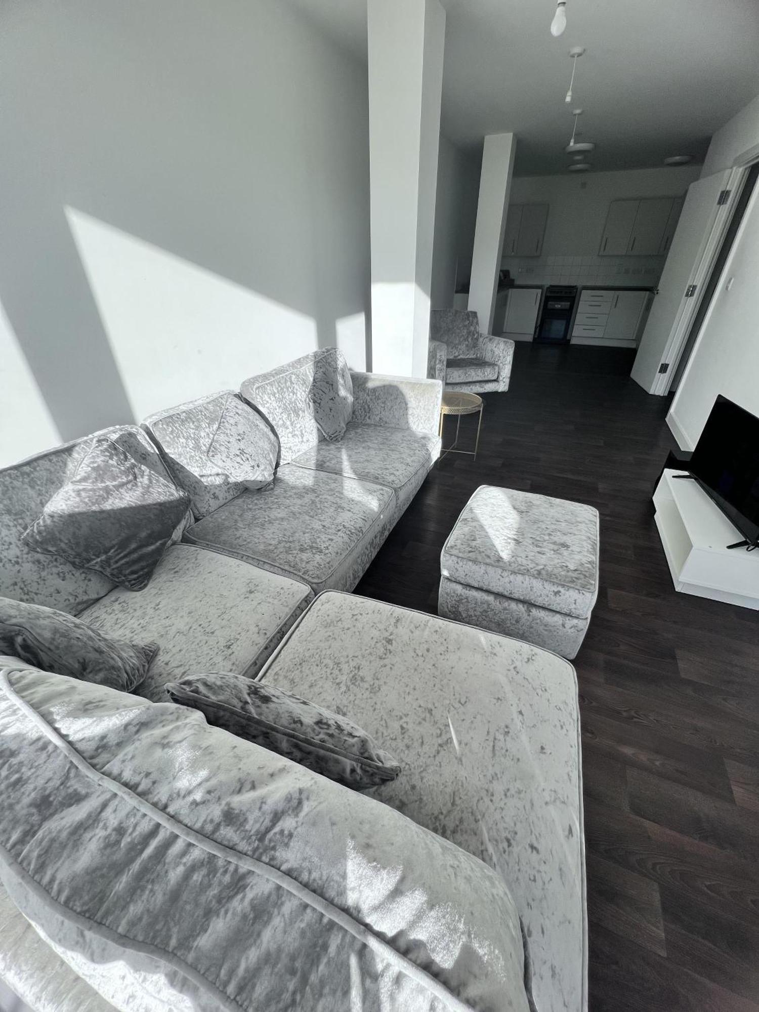 Remarkable 1-bed In With Balcony * London