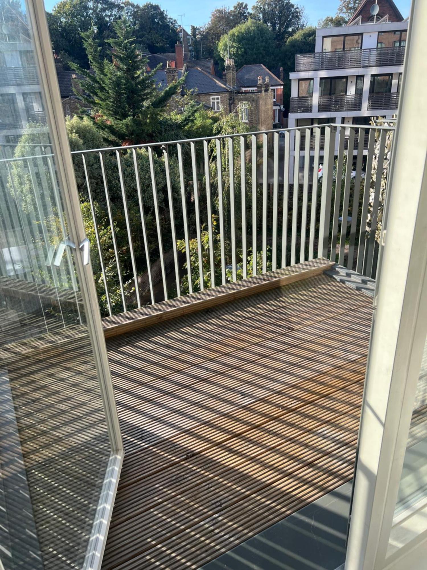 Remarkable 1-bed In With Balcony London