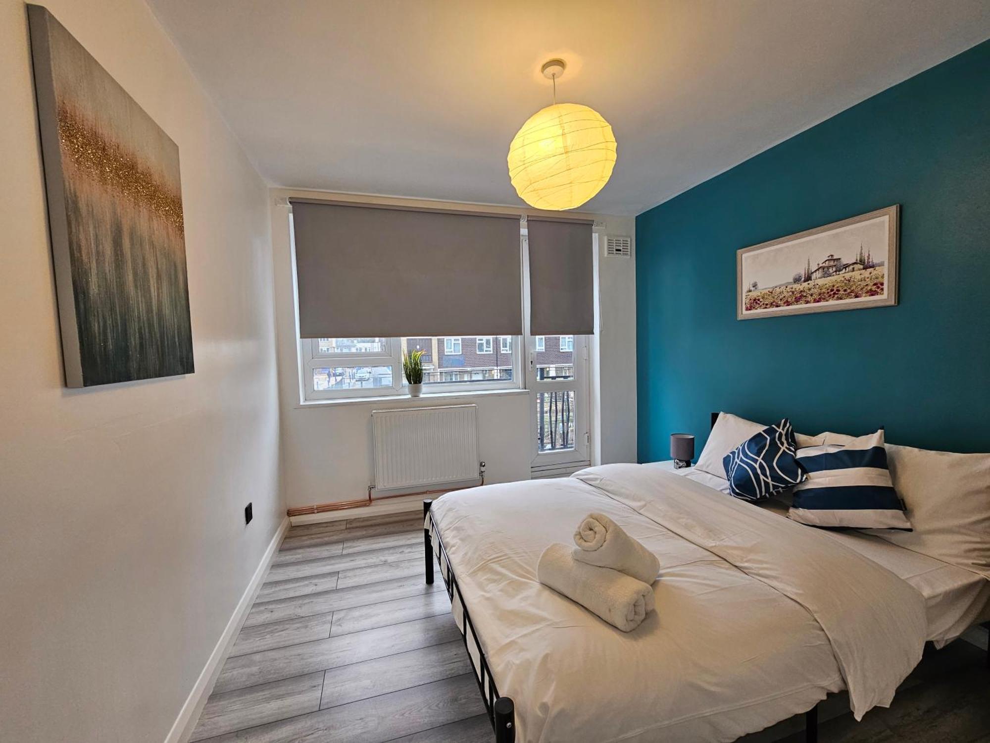 Guest house Mile End