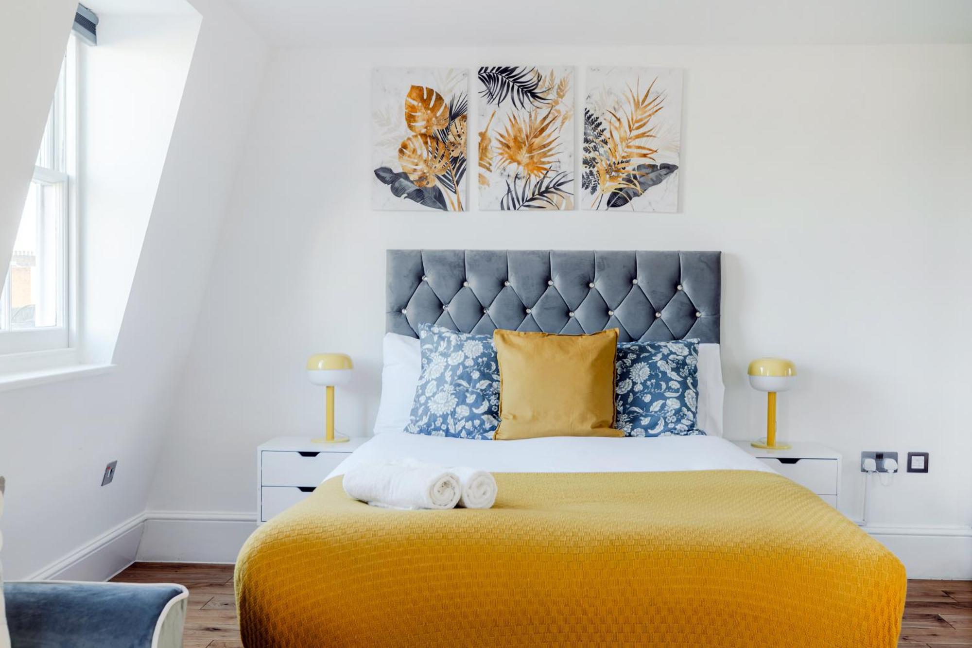 Regent's Park & Baker Street Modern Apartments! * London