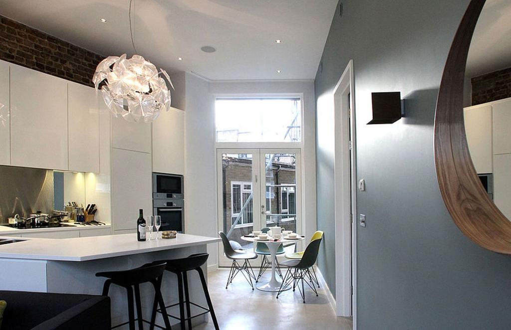 Hop Art House Serviced * London