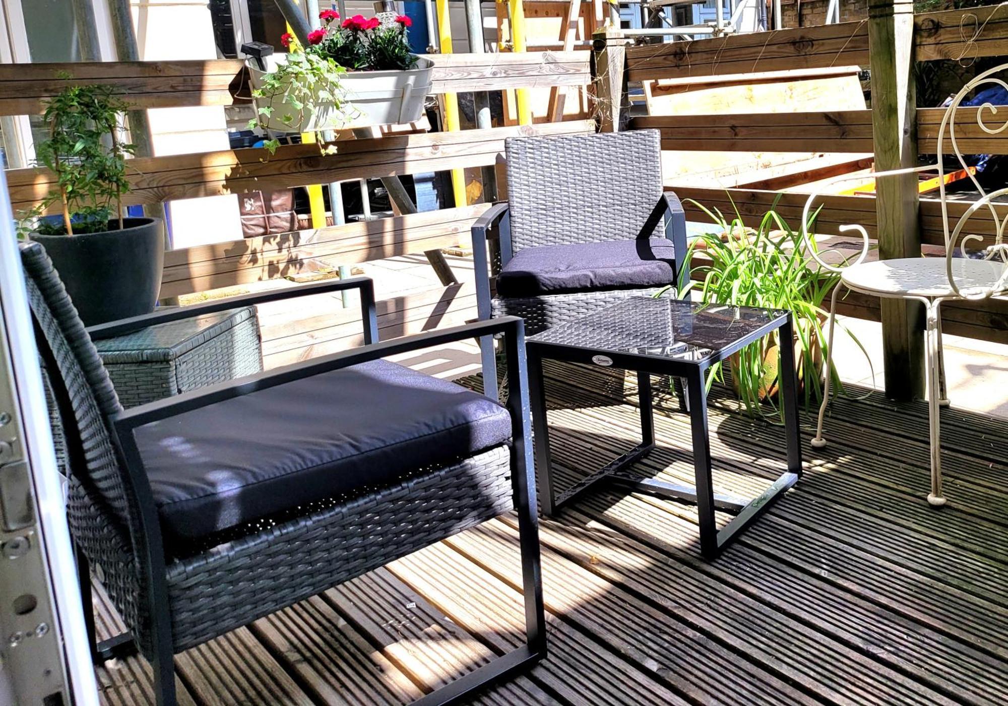Three Bedroom By Beautiful Park Apartment London