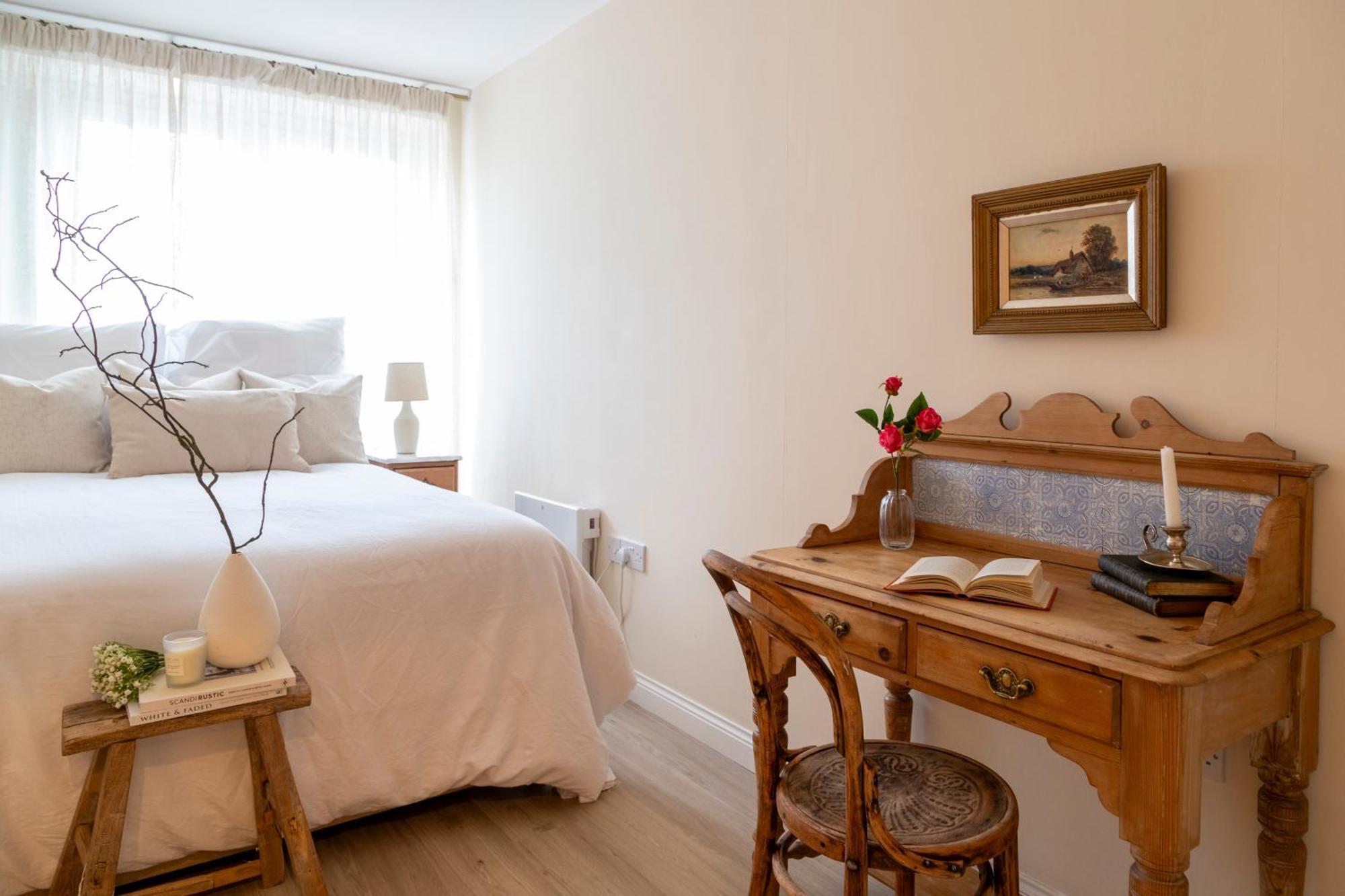 Apartment North - One Bed Flat- Entire Unit *